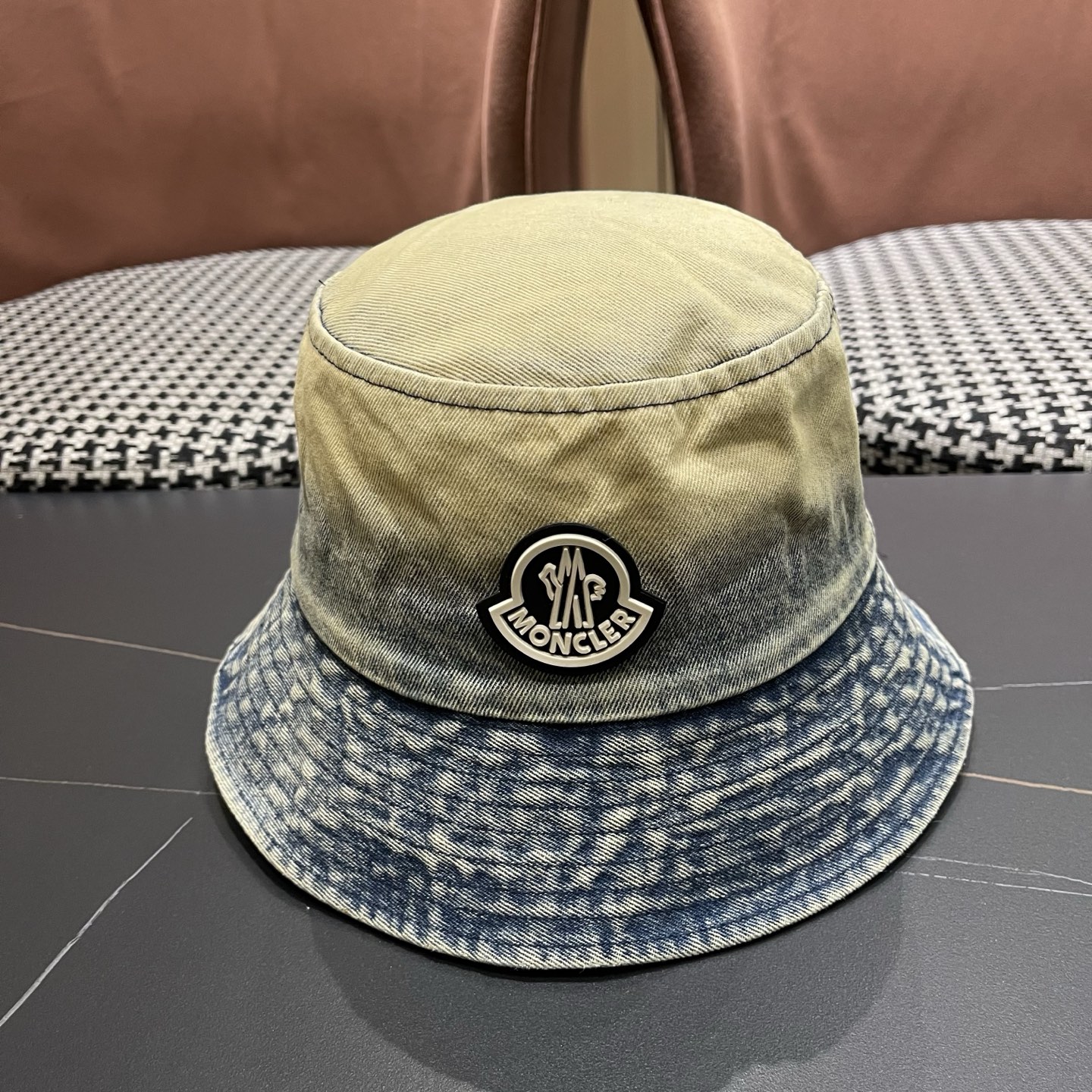 蒙口moncler早春牛仔渔夫帽，渔夫桶帽，头围57cm