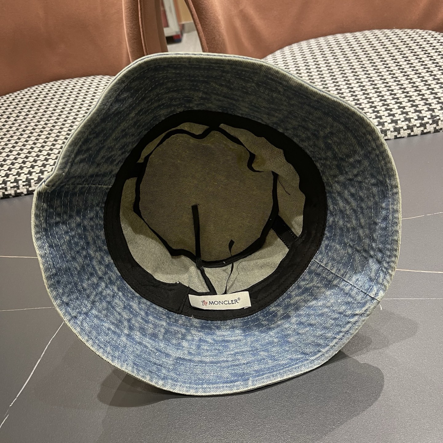 蒙口moncler早春牛仔渔夫帽，渔夫桶帽，头围57cm