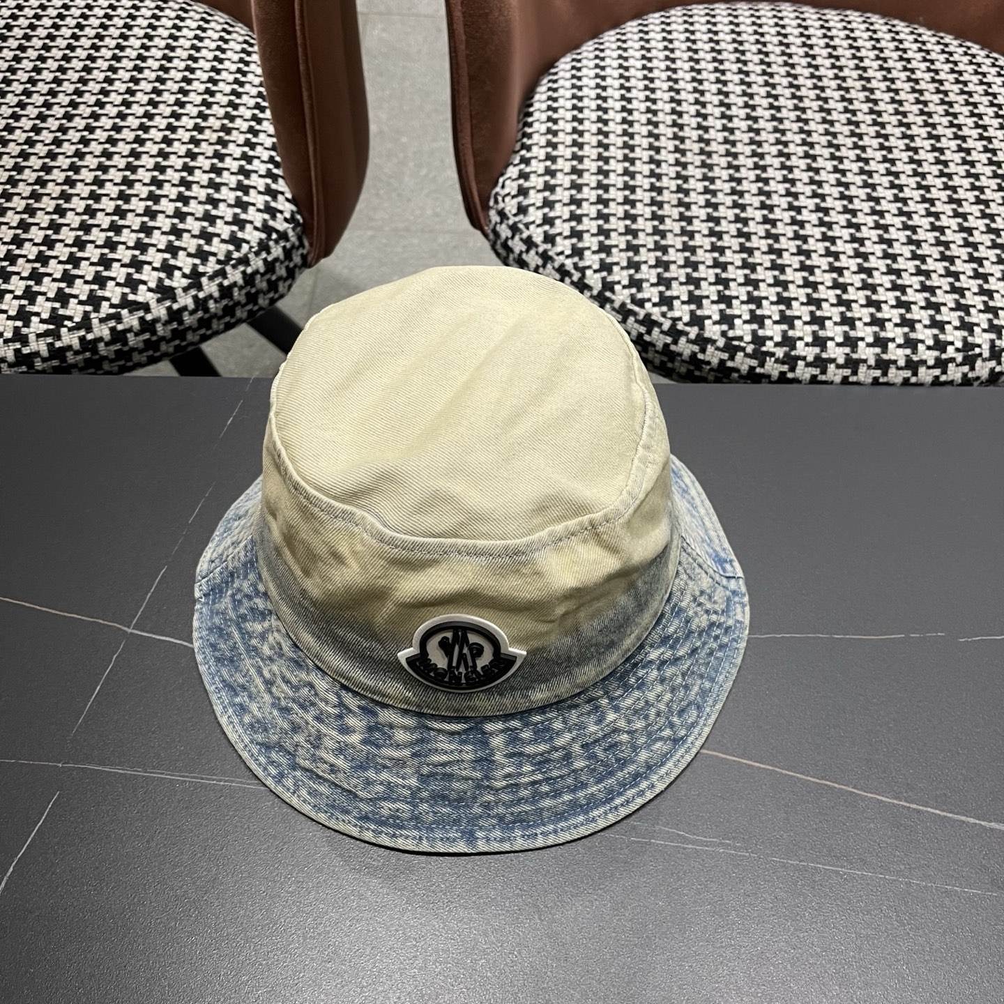 蒙口moncler早春牛仔渔夫帽，渔夫桶帽，头围57cm