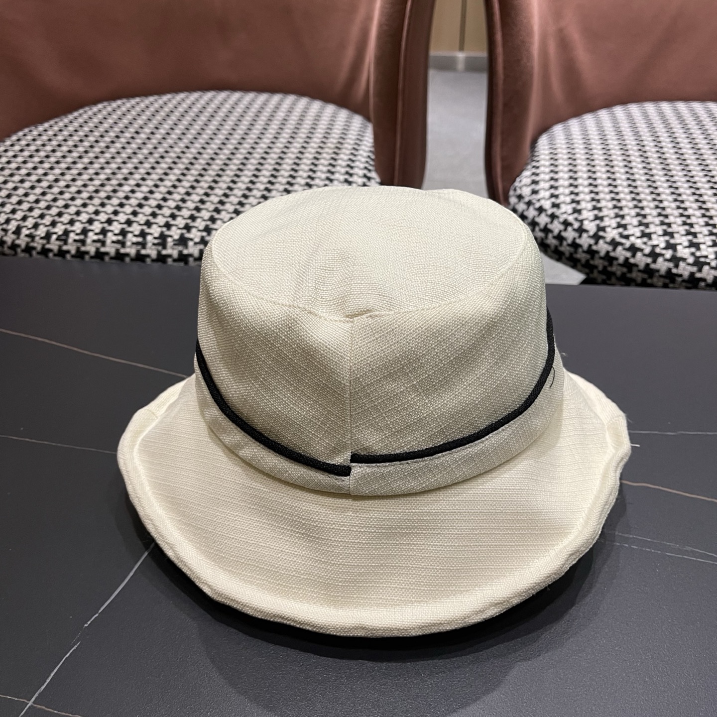 迪奥Dior 新韩版时尚渔夫帽潮女士简约百搭防晒日系盆帽子