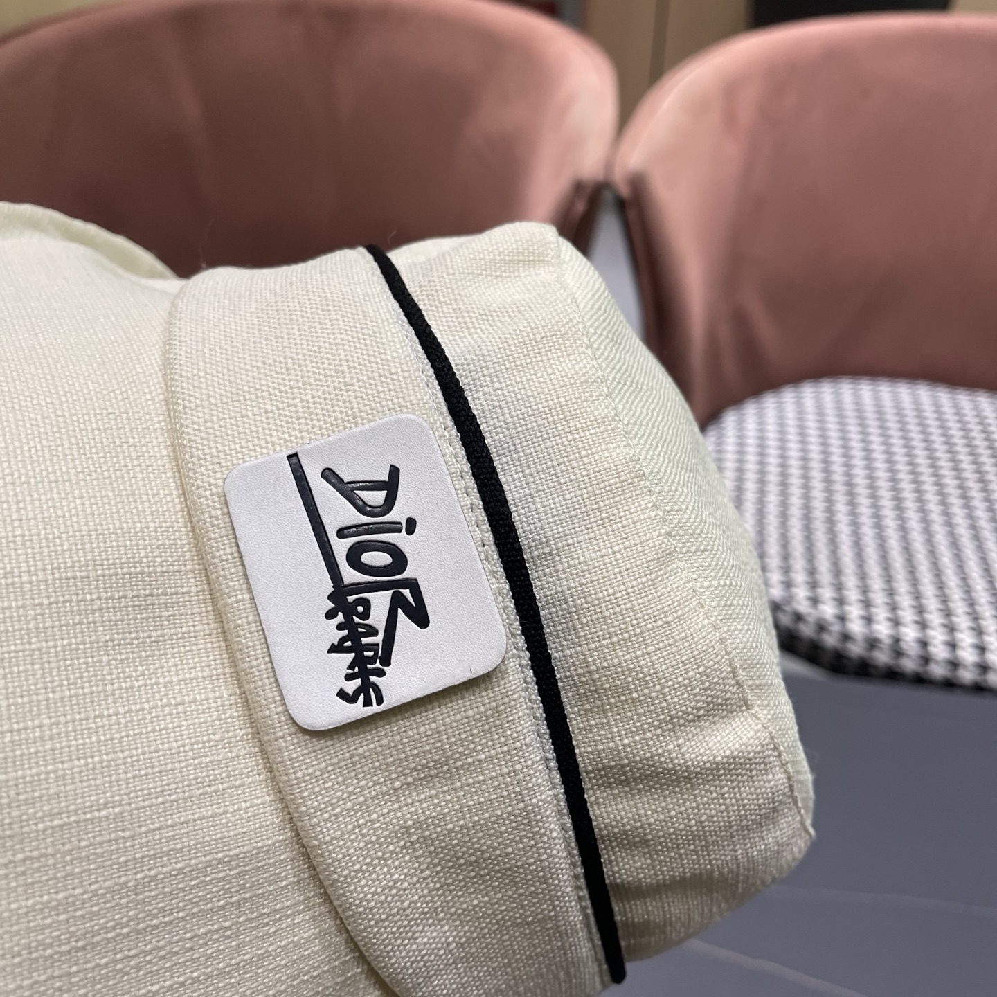 迪奥Dior 新韩版时尚渔夫帽潮女士简约百搭防晒日系盆帽子