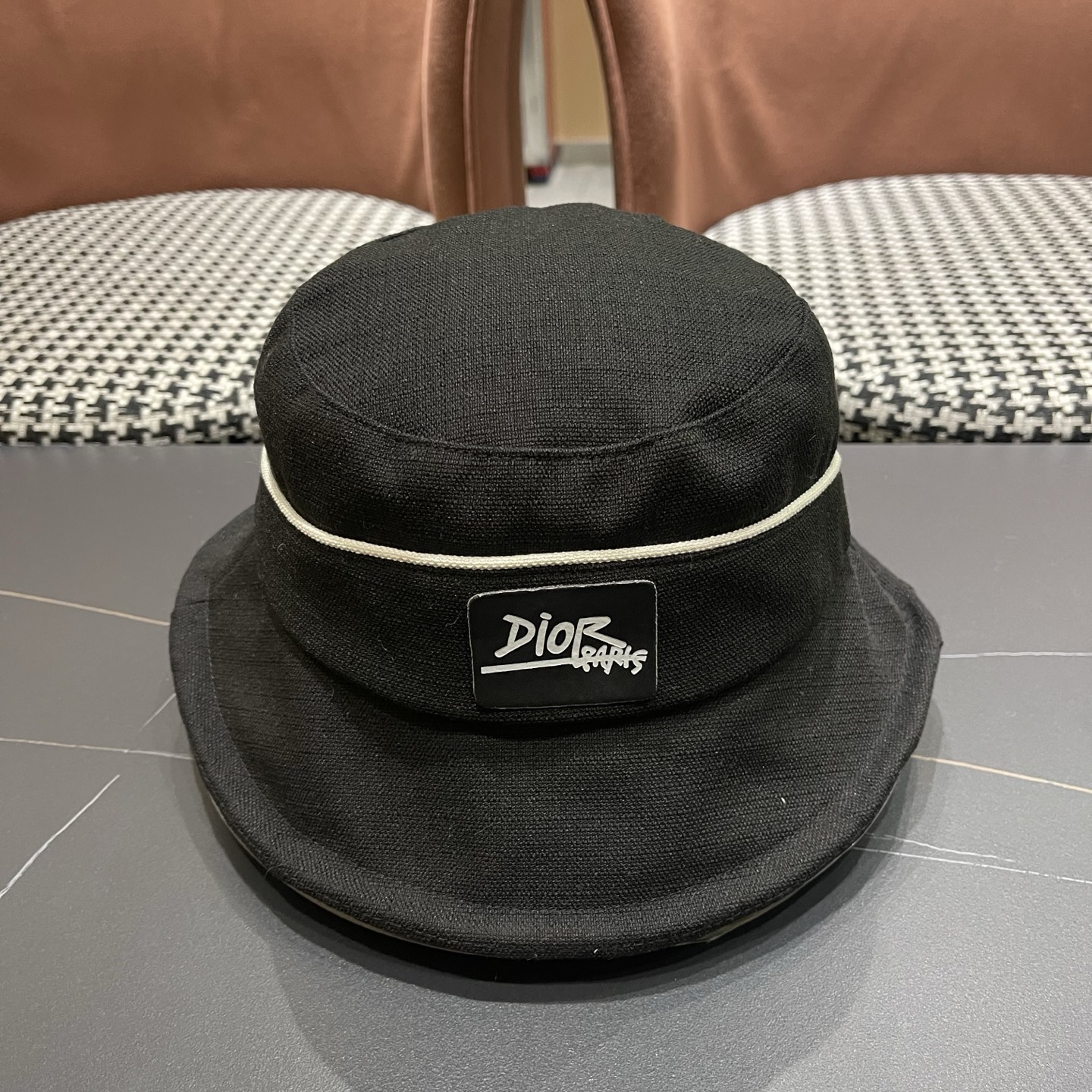 迪奥Dior 新韩版时尚渔夫帽潮女士简约百搭防晒日系盆帽子