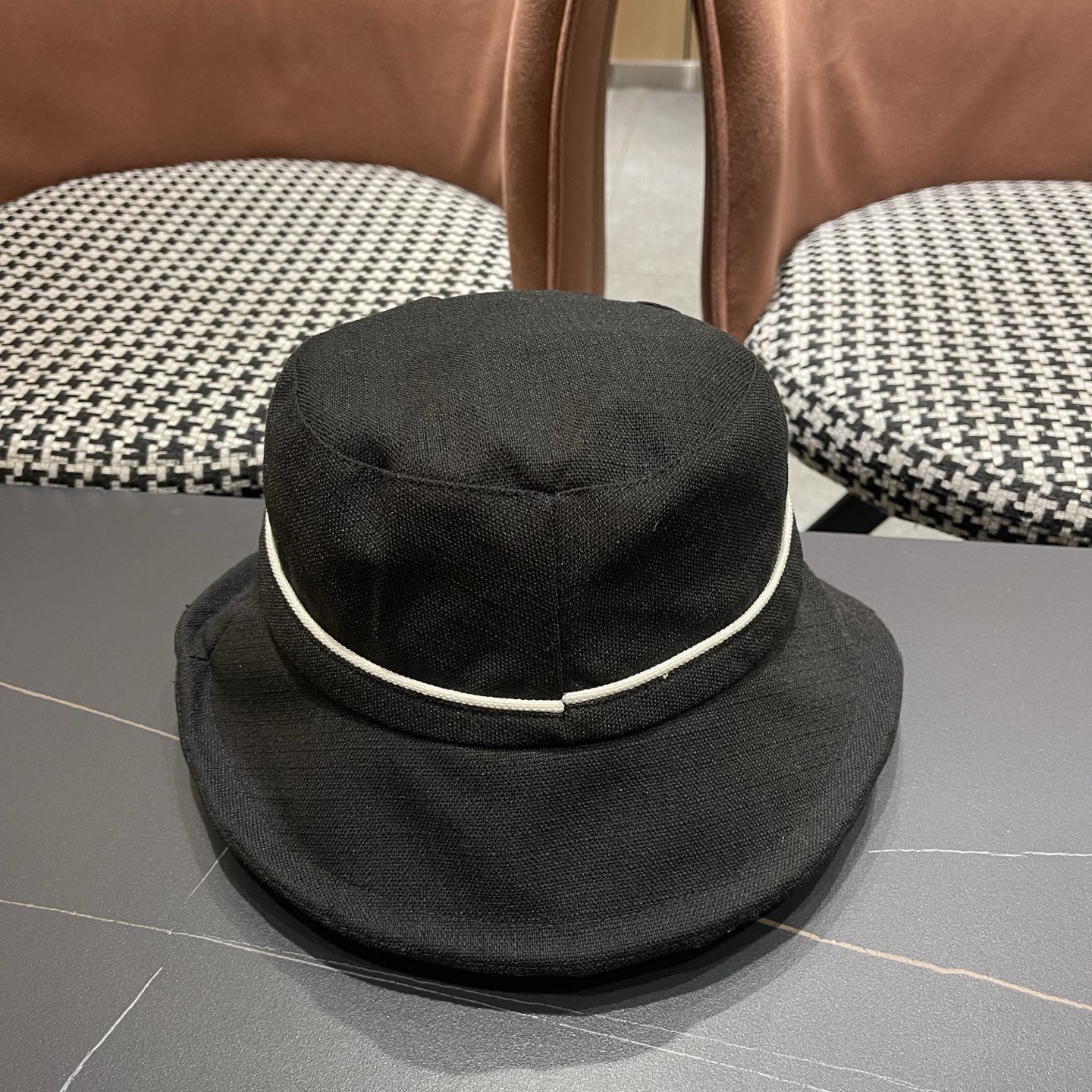 迪奥Dior 新韩版时尚渔夫帽潮女士简约百搭防晒日系盆帽子