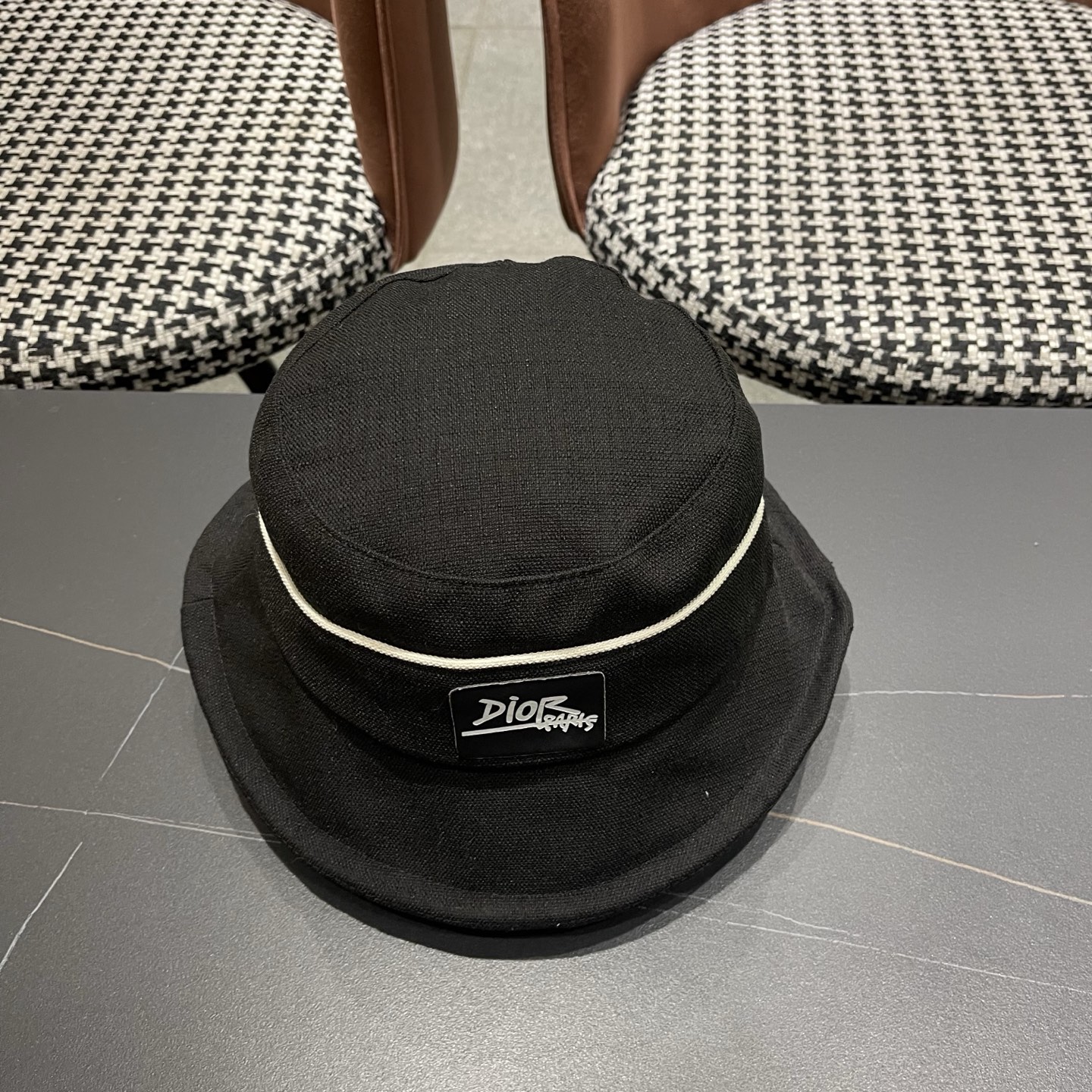 迪奥Dior 新韩版时尚渔夫帽潮女士简约百搭防晒日系盆帽子