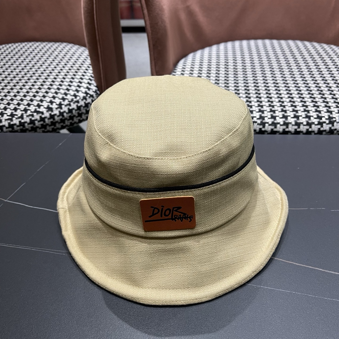 NO:704103,Dior Dior New Korean Fashion Bucket Hat Trendy Ladies Simple Versatile Sun Protection Japanese Hat Hat Bucket Hat Baseball Cap Knitted Hat Hat Bucket Hat Baseball Cap Knitted Hat, Hat, dior, dior, espadrilles, hats19860909迪奥Dior 新韩版时尚渔夫帽潮女士简约百搭防晒日系盆帽子 帽子渔夫帽棒球帽针织帽帽子渔夫帽棒球帽针织帽,帽子,dior,dior,espadrilles,hats,hat