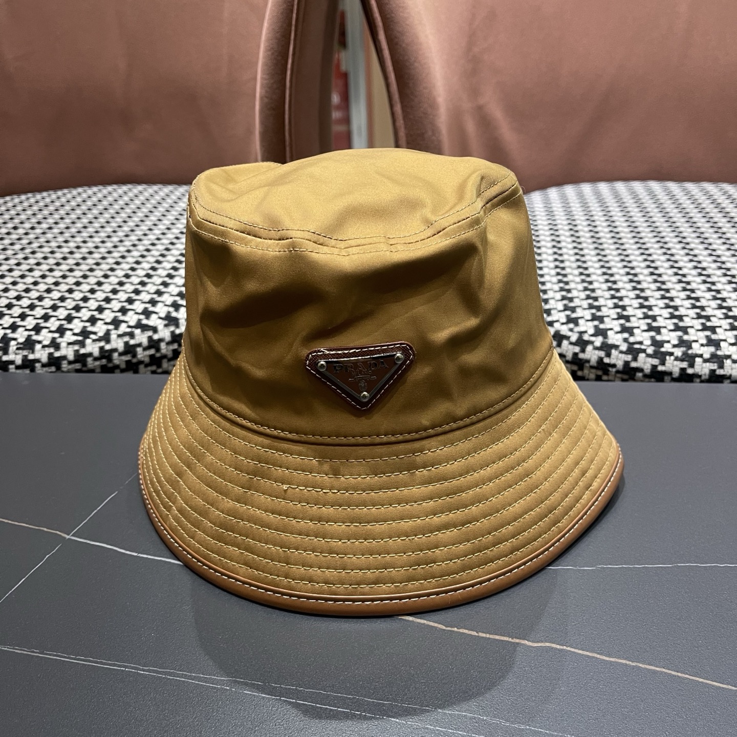 NO:704109,LV Louis Vuitton's new original women's spring and summer travel sun protection hat to show your face. Small versatile casual sun hat hat fisherman hat baseball cap knitted hat hat fisherman hat baseball cap knitted hat, hat, louis vuitton, louis vuitton, espadrilles, hats19860909LV 路易威登新款原单女春夏出游遮阳防晒帽显脸 小百搭休闲太阳盆帽帽子渔夫帽棒球帽针织帽帽子渔夫帽棒球帽针织帽,帽子,louis vuitton,louis vuitton,espadrilles,hats,hat