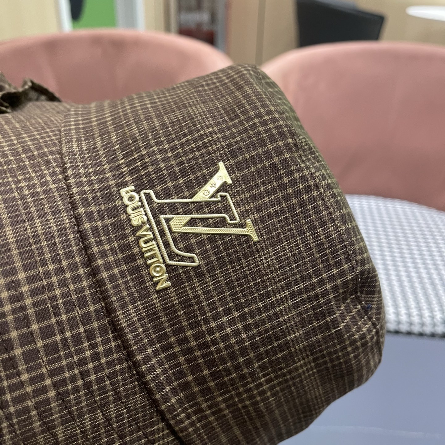 Lv路易威登 品脸小吸睛百搭英伦格子棉复古休闲厚秋女式木耳边盆渔夫帽