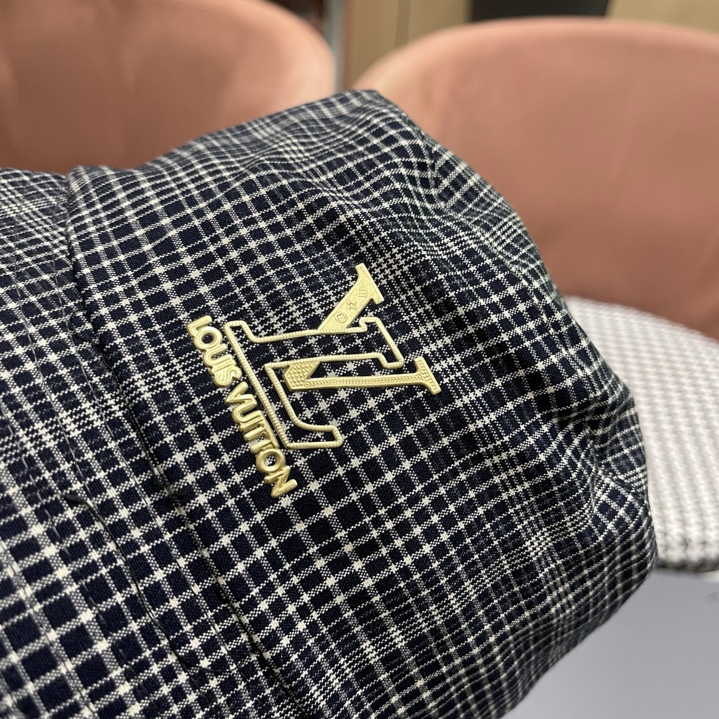 Lv路易威登 品脸小吸睛百搭英伦格子棉复古休闲厚秋女式木耳边盆渔夫帽