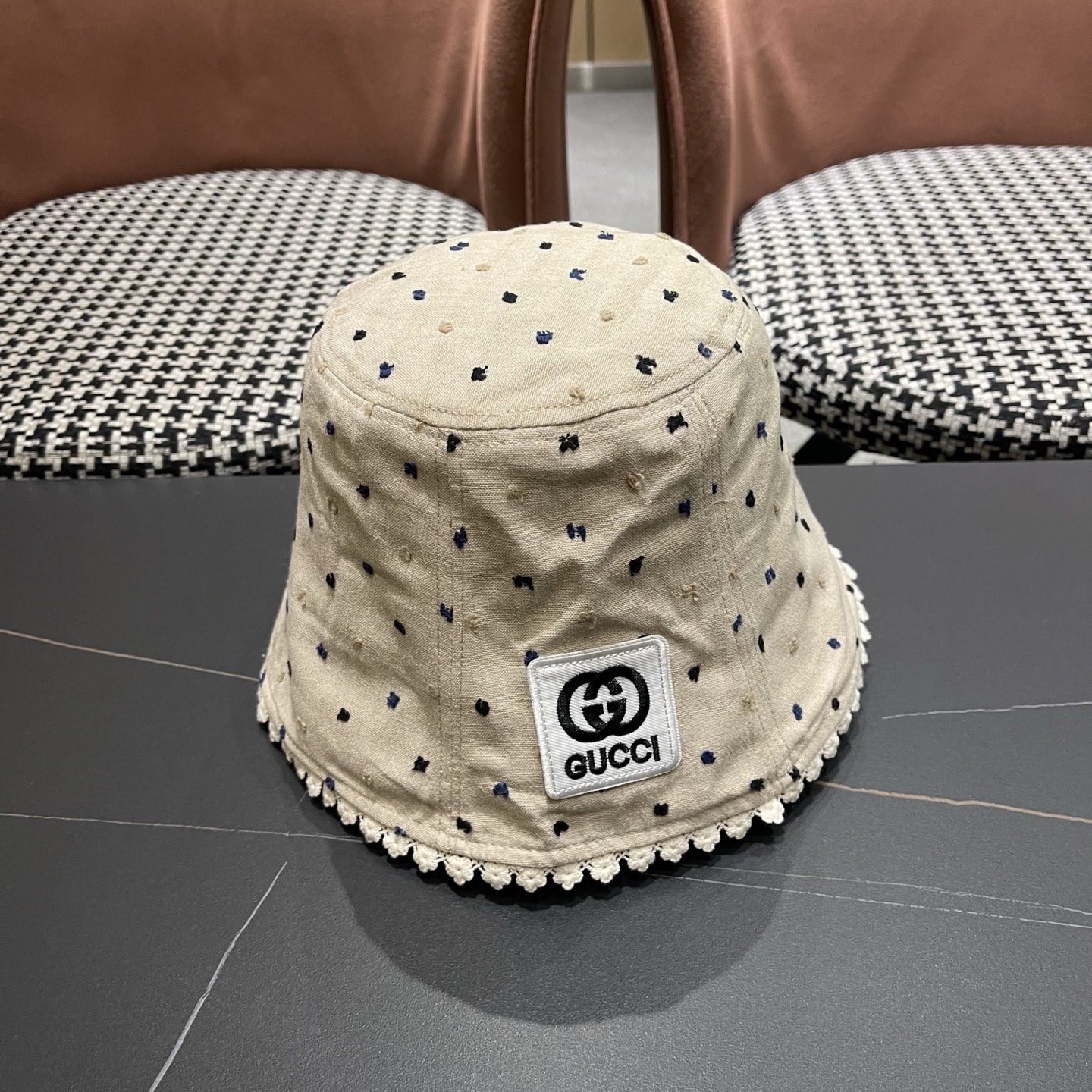 香奈儿Chanel夏季透气防晒渔夫帽子小碎花脸小休闲百搭出游遮阳盆帽