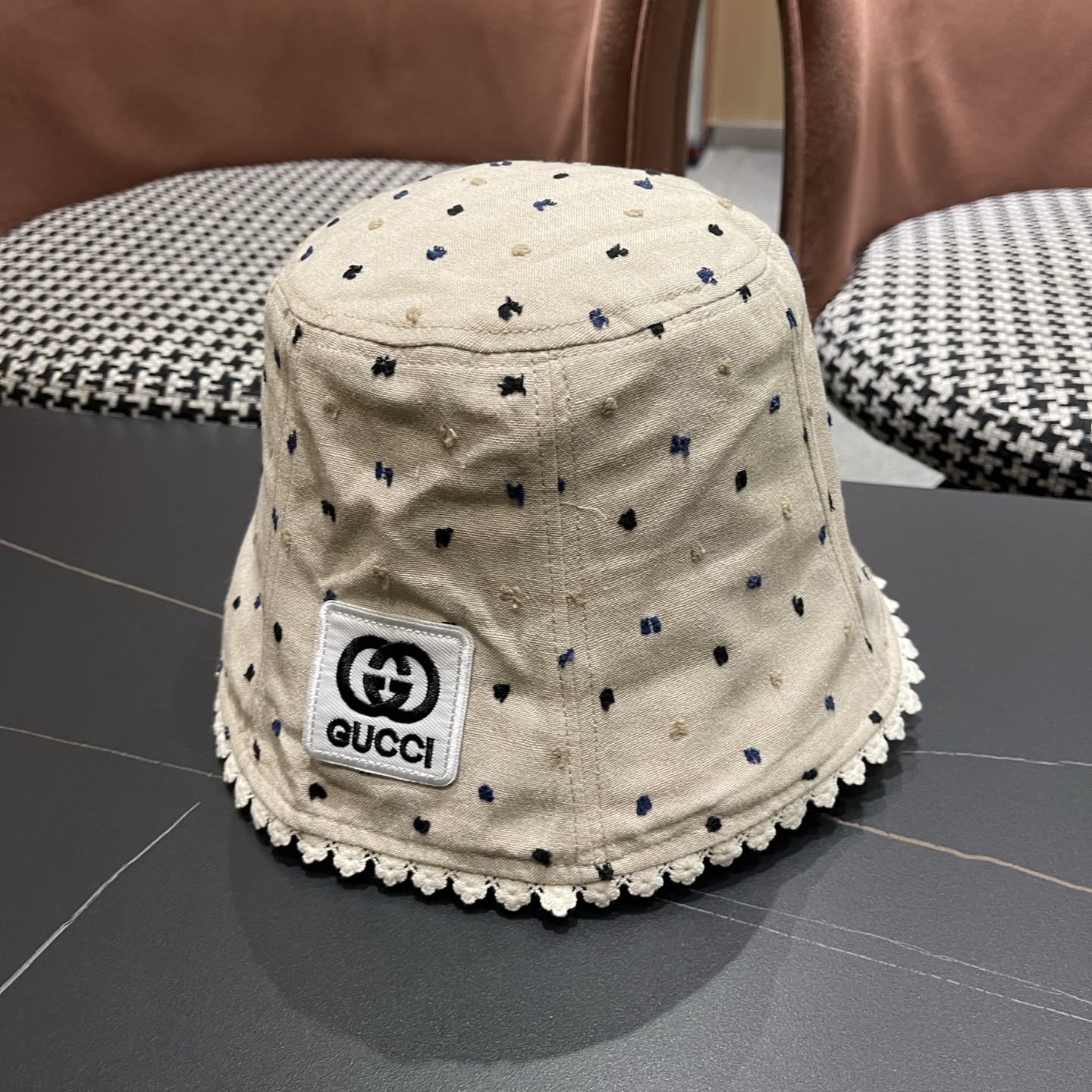 香奈儿Chanel夏季透气防晒渔夫帽子小碎花脸小休闲百搭出游遮阳盆帽