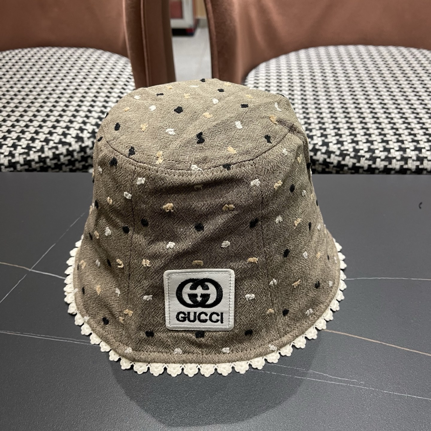 NO:704118,Chanel Chanel summer breathable sunscreen fisherman hat small floral face small casual versatile travel sunshade basin hat fisherman hat baseball cap knitted hat hat fisherman hat baseball cap knitted hat, hat,chanel,chanel,espadrilles,hats19860909香奈儿Chanel夏季透气防晒渔夫帽子小碎花脸小休闲百搭出游遮阳盆帽 帽子渔夫帽棒球帽针织帽帽子渔夫帽棒球帽针织帽,帽子,chanel,chanel,espadrilles,hats,hat