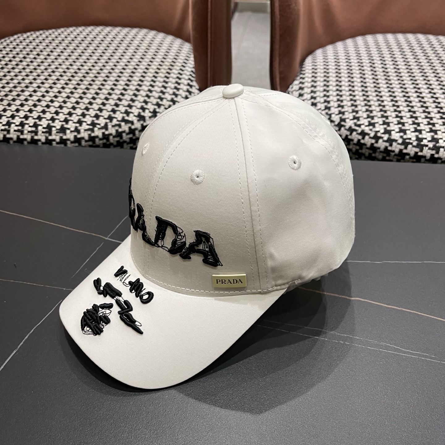 普拉达 Prada🆕新款个性棒球帽，高品质透气性巨佳，四季佩戴款高颜值时尚单品！男女同款
