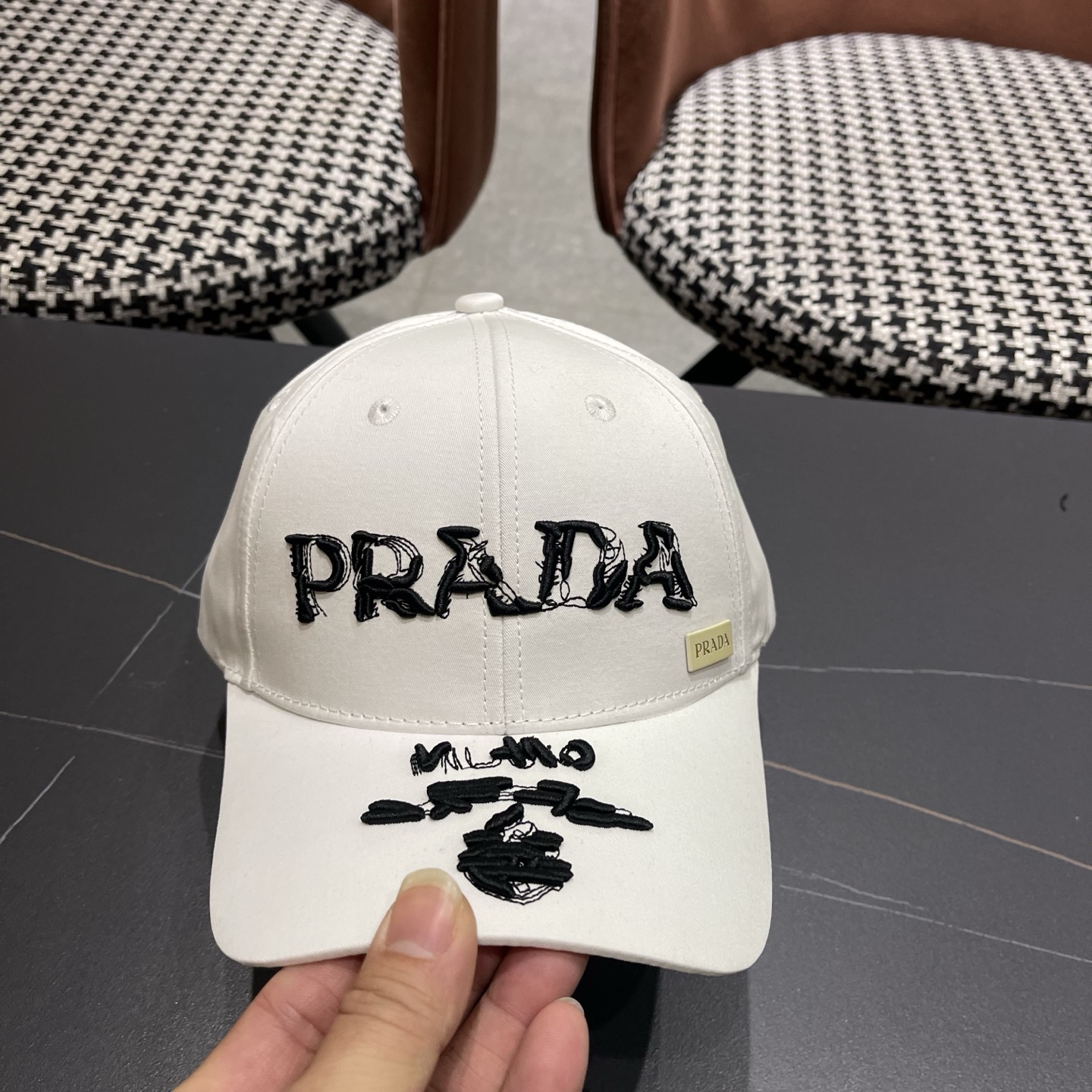 普拉达 Prada🆕新款个性棒球帽，高品质透气性巨佳，四季佩戴款高颜值时尚单品！男女同款
