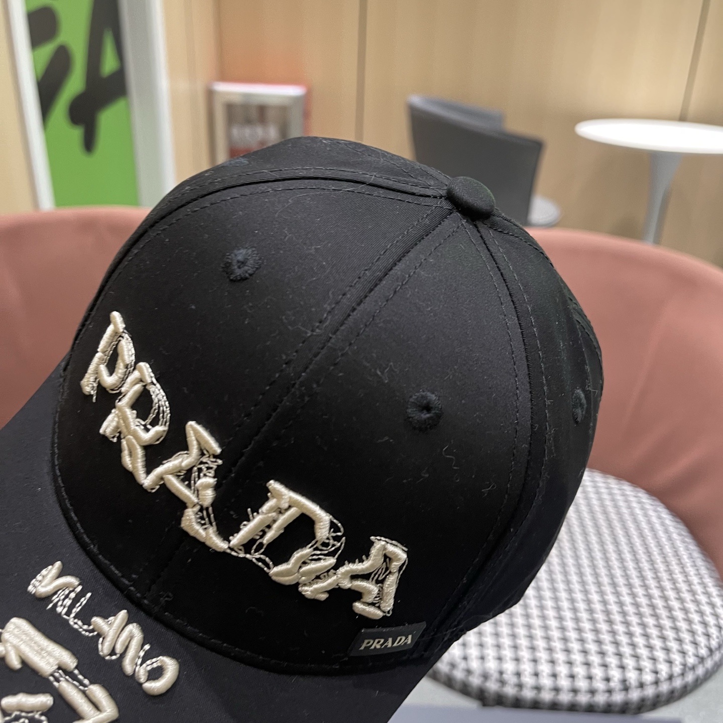 普拉达 Prada🆕新款个性棒球帽，高品质透气性巨佳，四季佩戴款高颜值时尚单品！