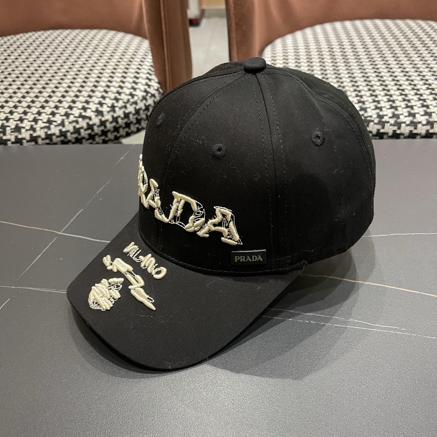 普拉达 Prada🆕新款个性棒球帽，高品质透气性巨佳，四季佩戴款高颜值时尚单品！