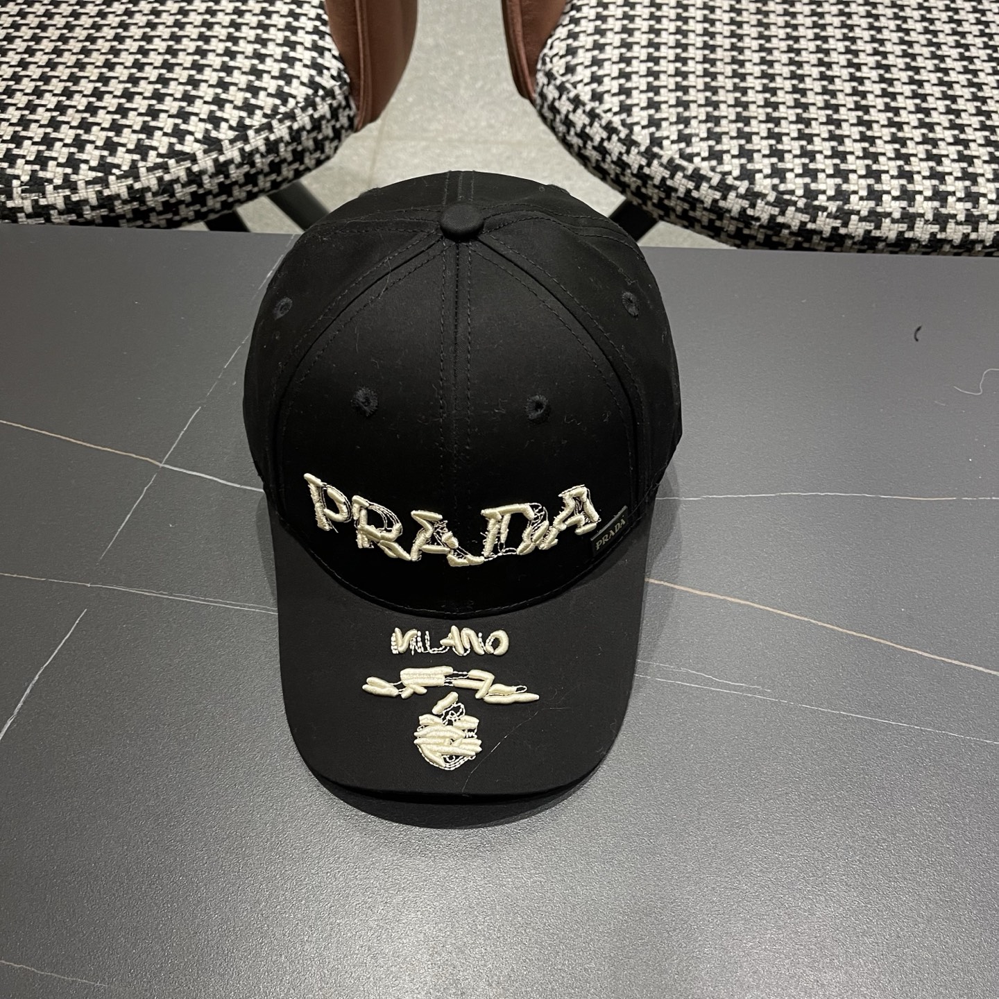 普拉达 Prada🆕新款个性棒球帽，高品质透气性巨佳，四季佩戴款高颜值时尚单品！