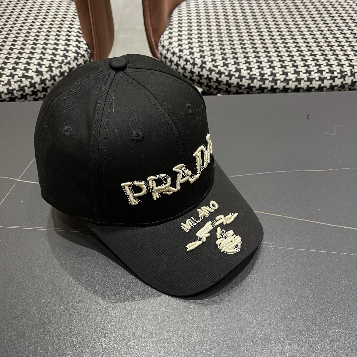 普拉达 Prada🆕新款个性棒球帽，高品质透气性巨佳，四季佩戴款高颜值时尚单品！
