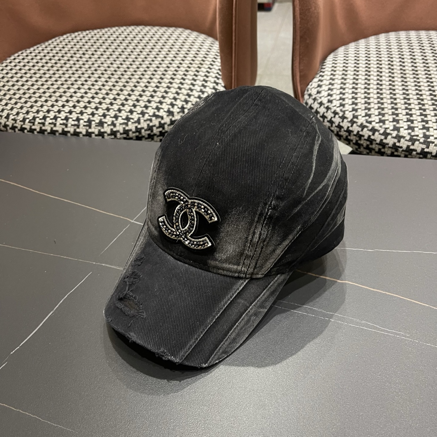 香奈儿（CHENEL)棒球帽系列—新款上架👍选用高档帽底！多重工艺打造完美新品。图案唯色唯美➕个性Log