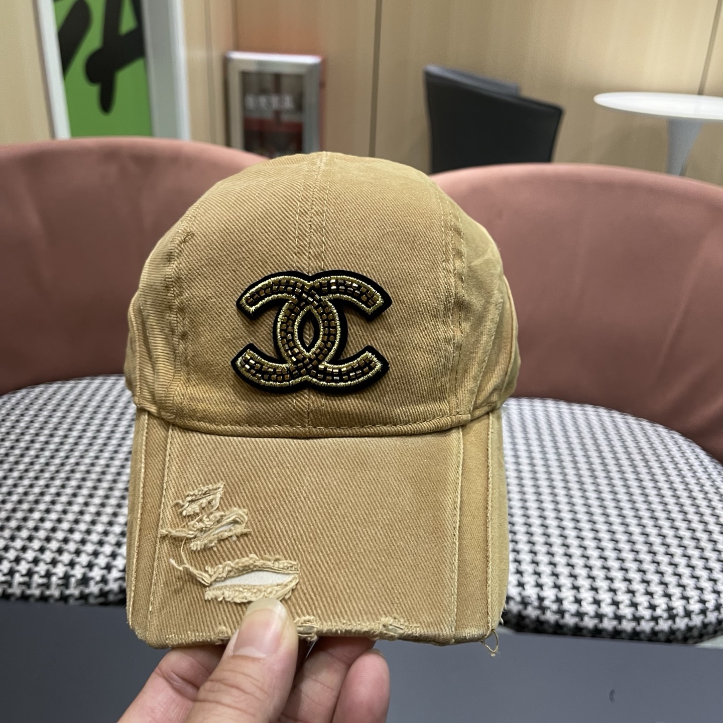 香奈儿（CHENEL)棒球帽系列—新款上架👍选用高档帽底！多重工艺打造完美新品。图案唯色唯美➕个性Log