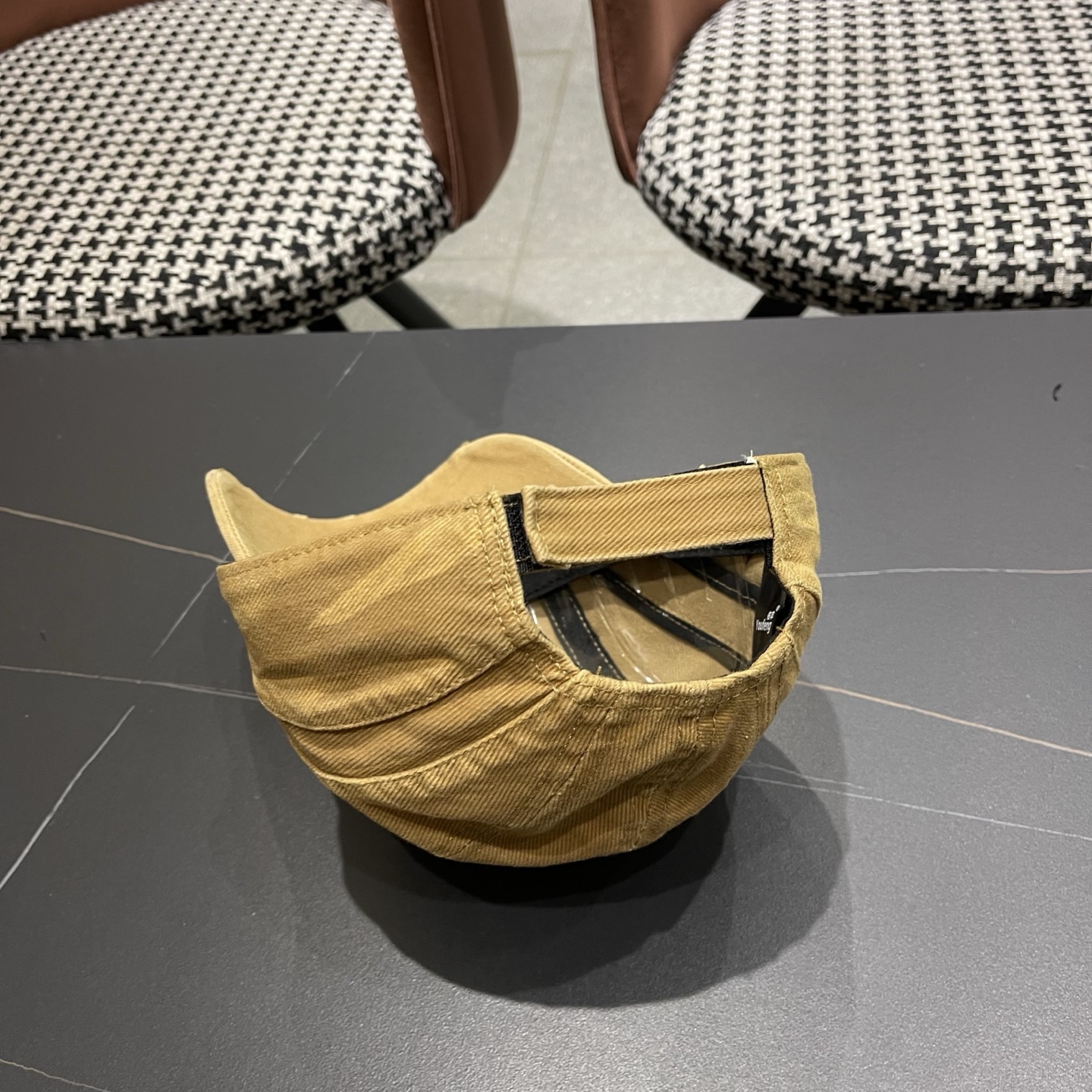 香奈儿（CHENEL)棒球帽系列—新款上架👍选用高档帽底！多重工艺打造完美新品。图案唯色唯美➕个性Log