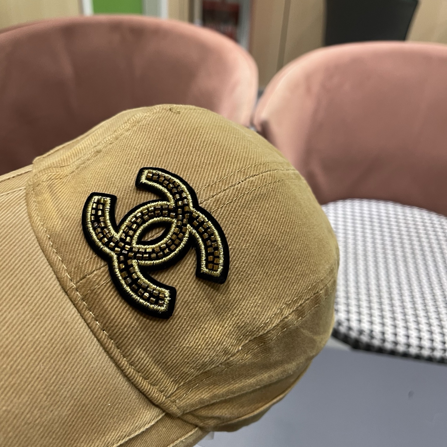 香奈儿（CHENEL)棒球帽系列—新款上架👍选用高档帽底！多重工艺打造完美新品。图案唯色唯美➕个性Log