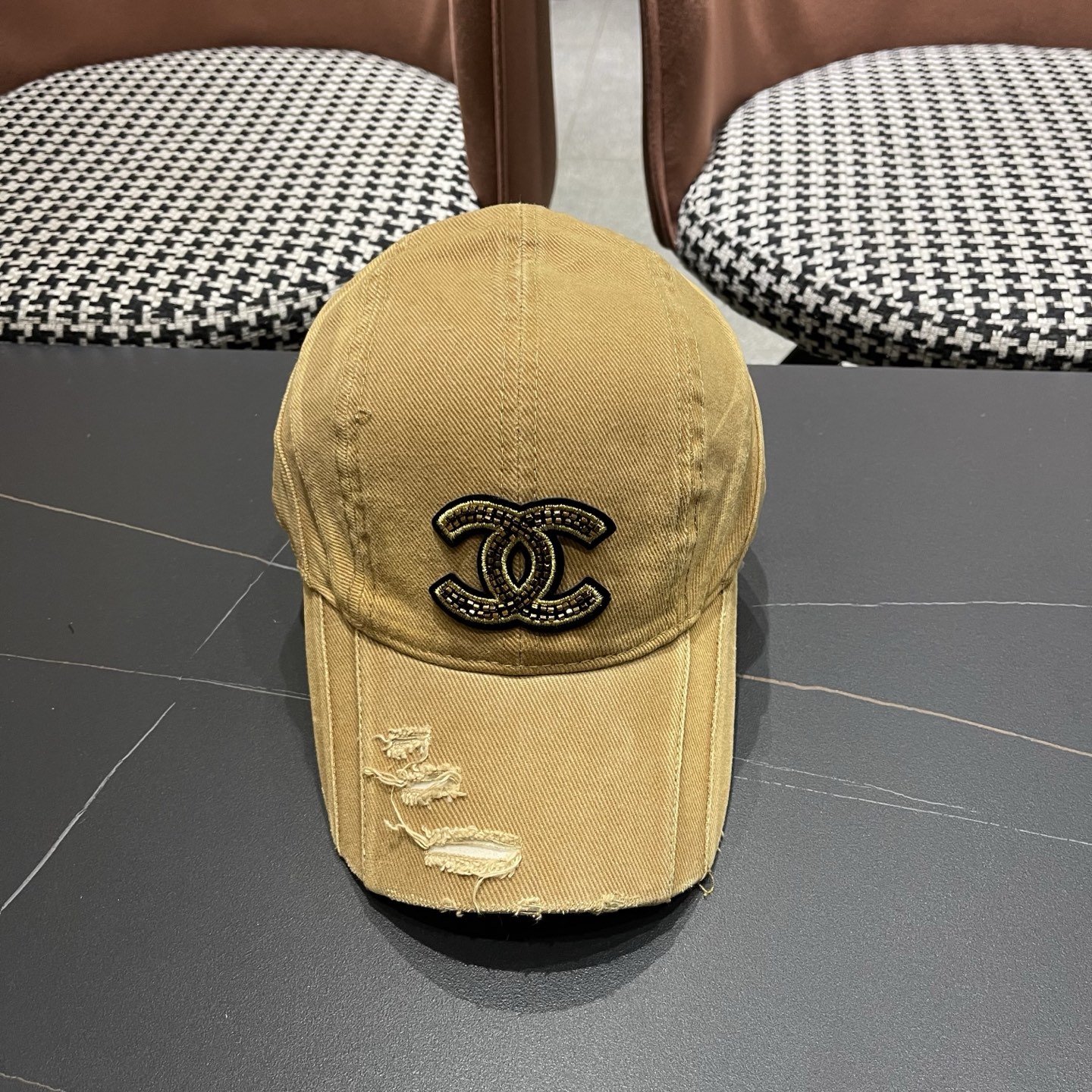 香奈儿（CHENEL)棒球帽系列—新款上架👍选用高档帽底！多重工艺打造完美新品。图案唯色唯美➕个性Log