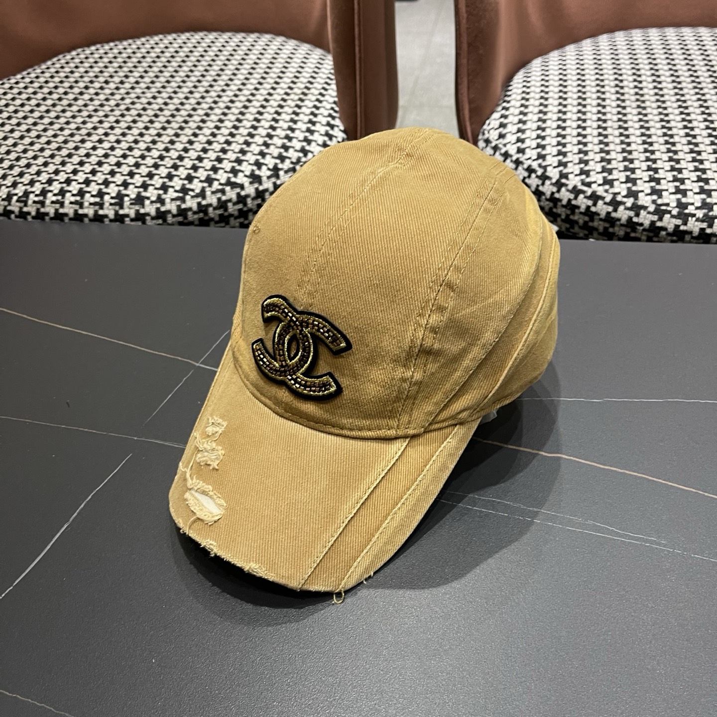 香奈儿（CHENEL)棒球帽系列—新款上架👍选用高档帽底！多重工艺打造完美新品。图案唯色唯美➕个性Log