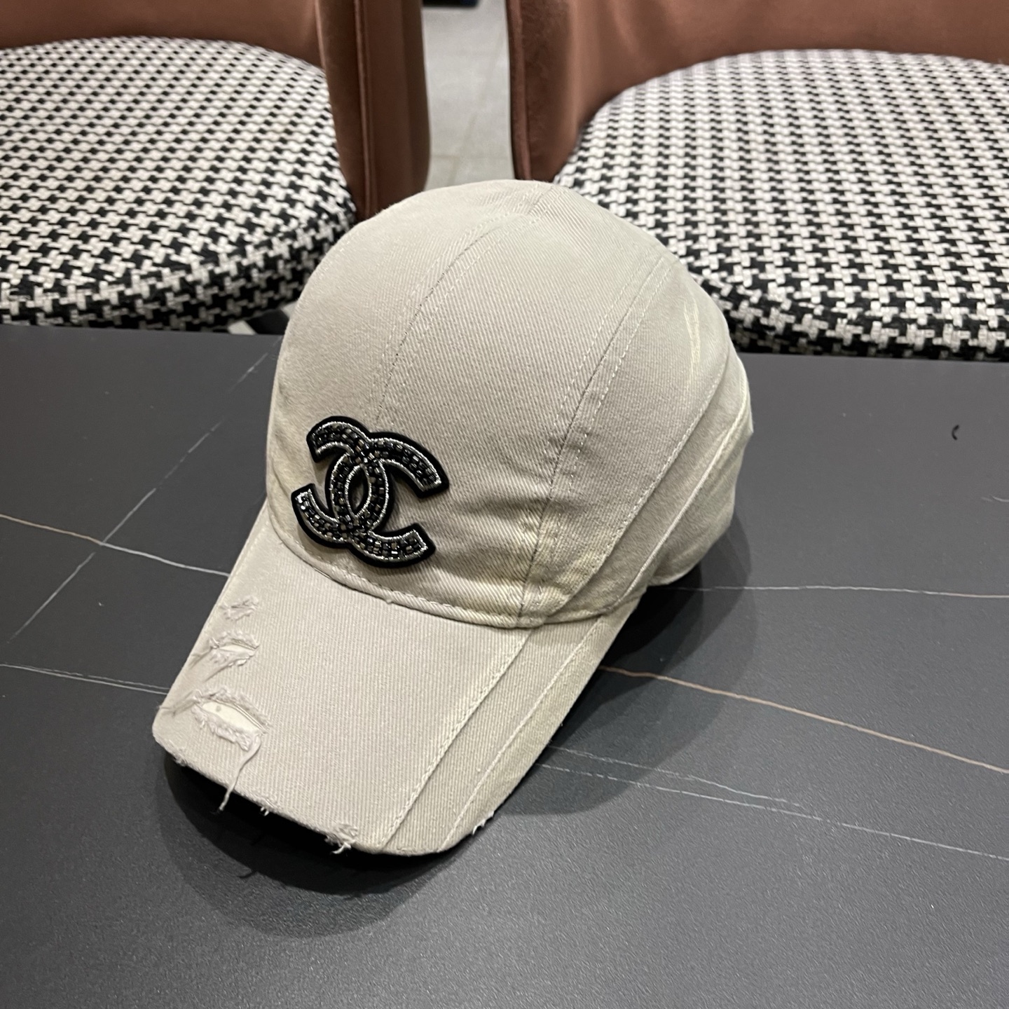 香奈儿（CHENEL)棒球帽系列—新款上架👍选用高档帽底！多重工艺打造完美新品。图案唯色唯美➕个性Log