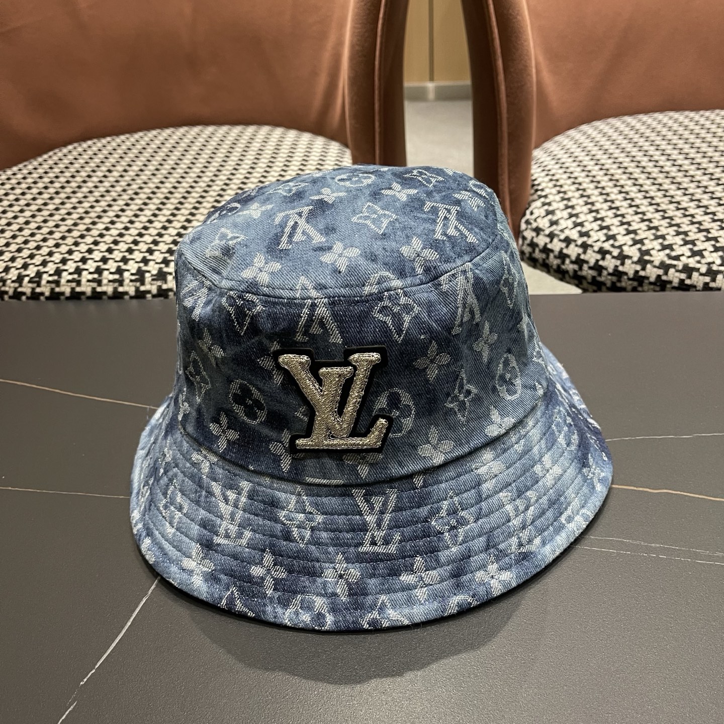 LV路易威登原单刺绣渔夫帽 轻盈透气。完美版型，男女适用