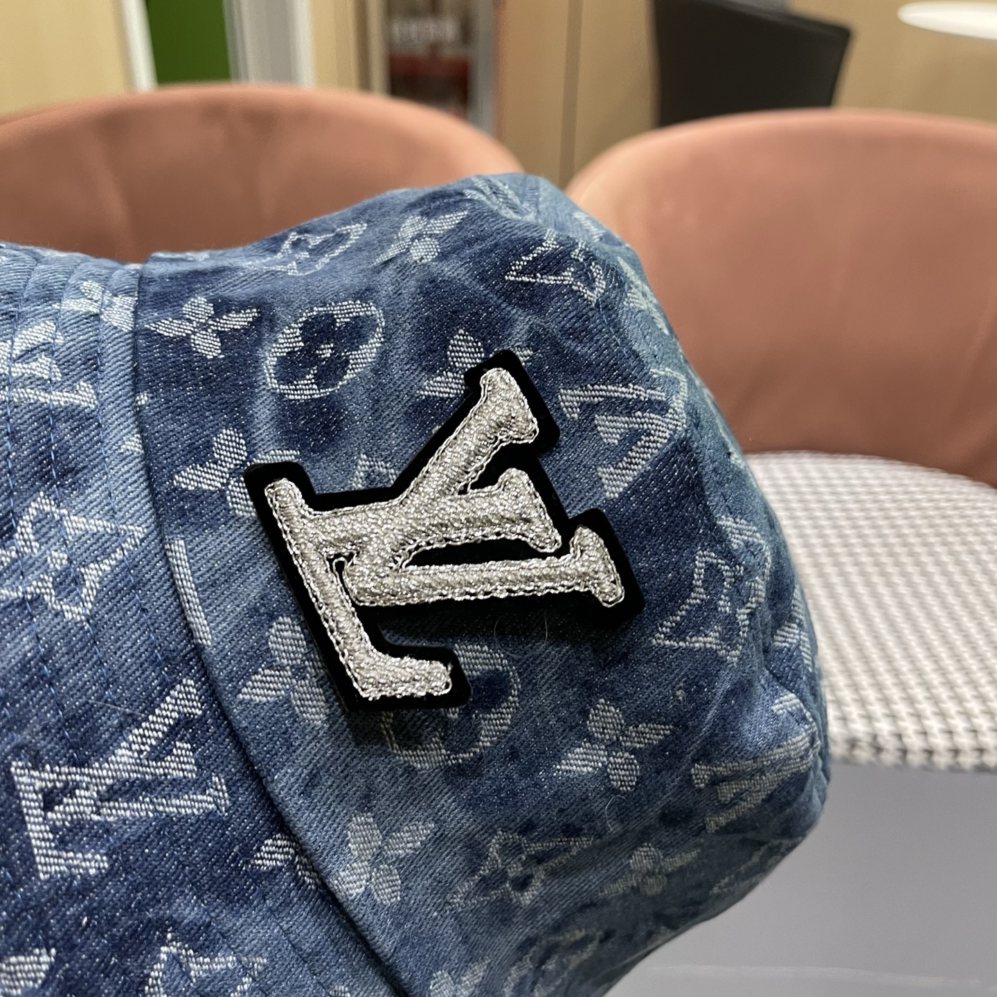 LV路易威登原单刺绣渔夫帽 轻盈透气。完美版型，男女适用