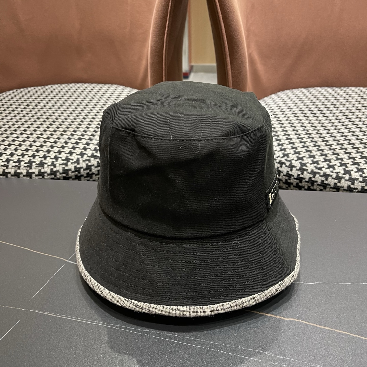 赛琳CELINE 新款渔夫帽，休闲大方，简约时尚，