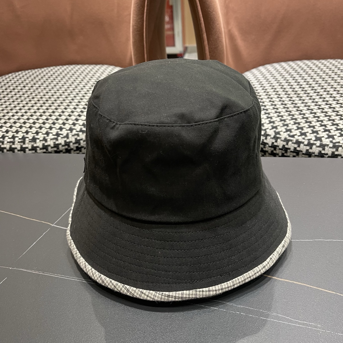 赛琳CELINE 新款渔夫帽，休闲大方，简约时尚，