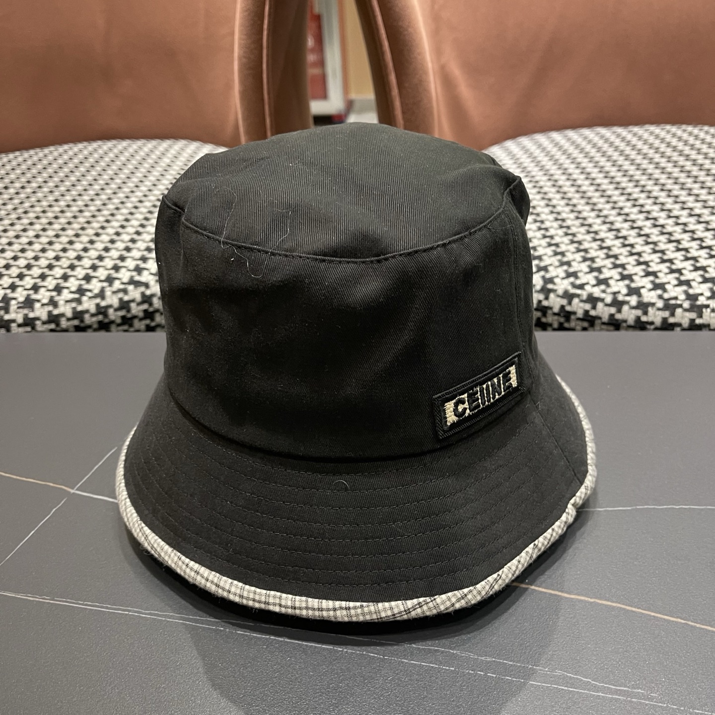 赛琳CELINE 新款渔夫帽，休闲大方，简约时尚，