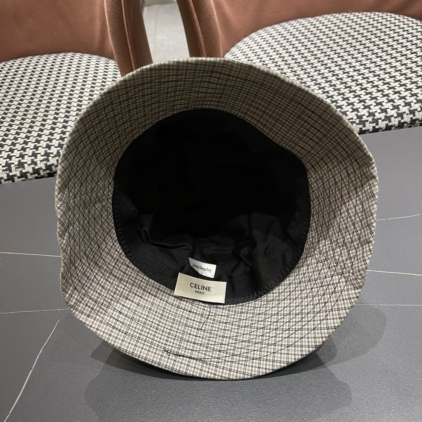 赛琳CELINE 新款渔夫帽，休闲大方，简约时尚，