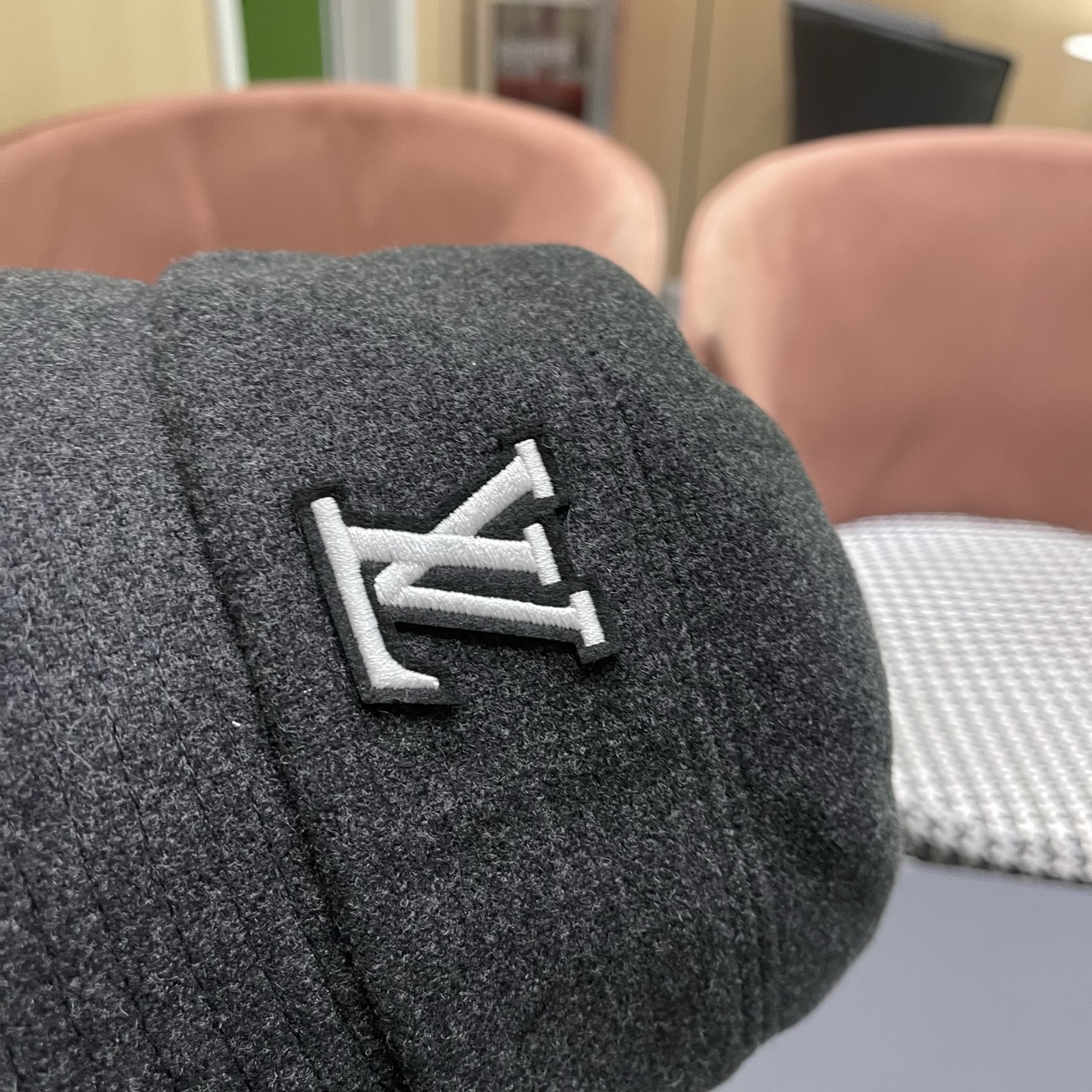 LV路易威登 早秋渔夫帽女防紫外线遮阳帽大头围太阳盆帽潮