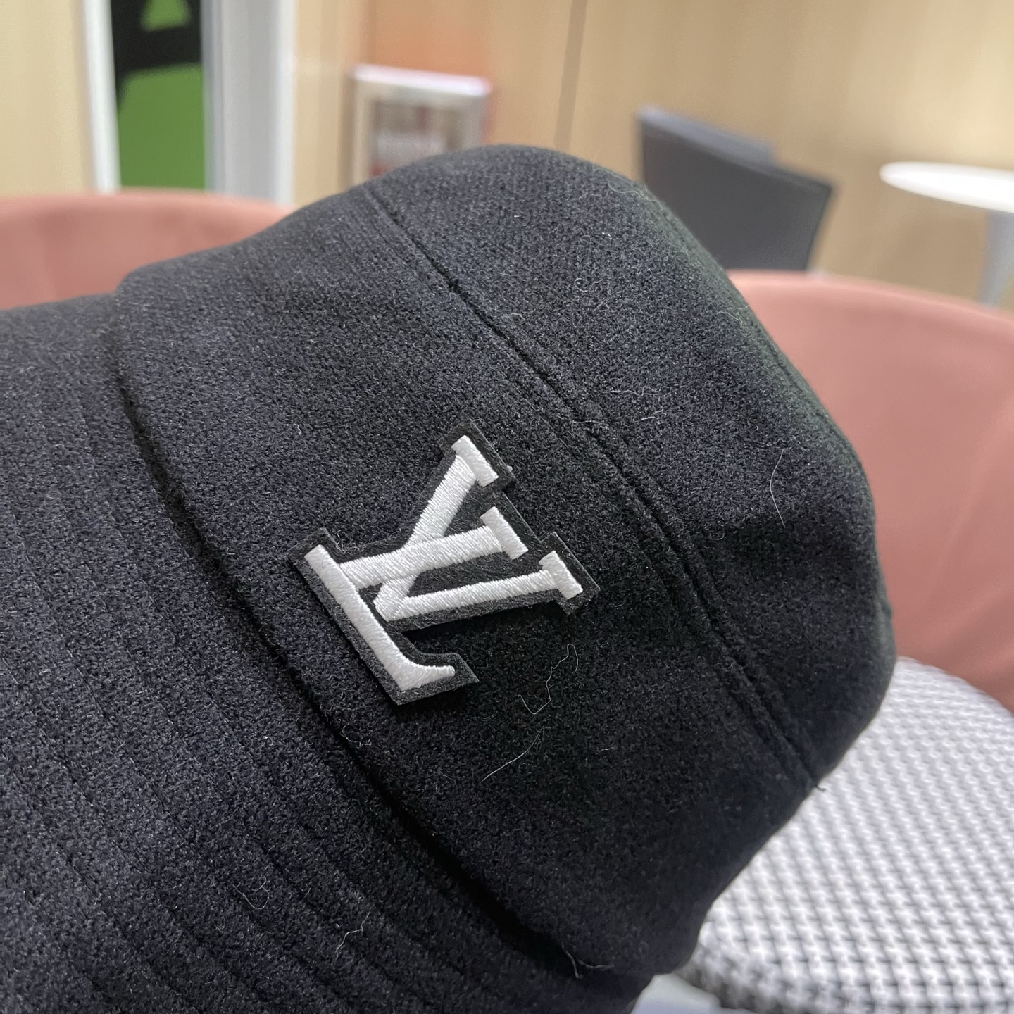 LV路易威登 早秋渔夫帽女防紫外线遮阳帽大头围太阳盆帽潮