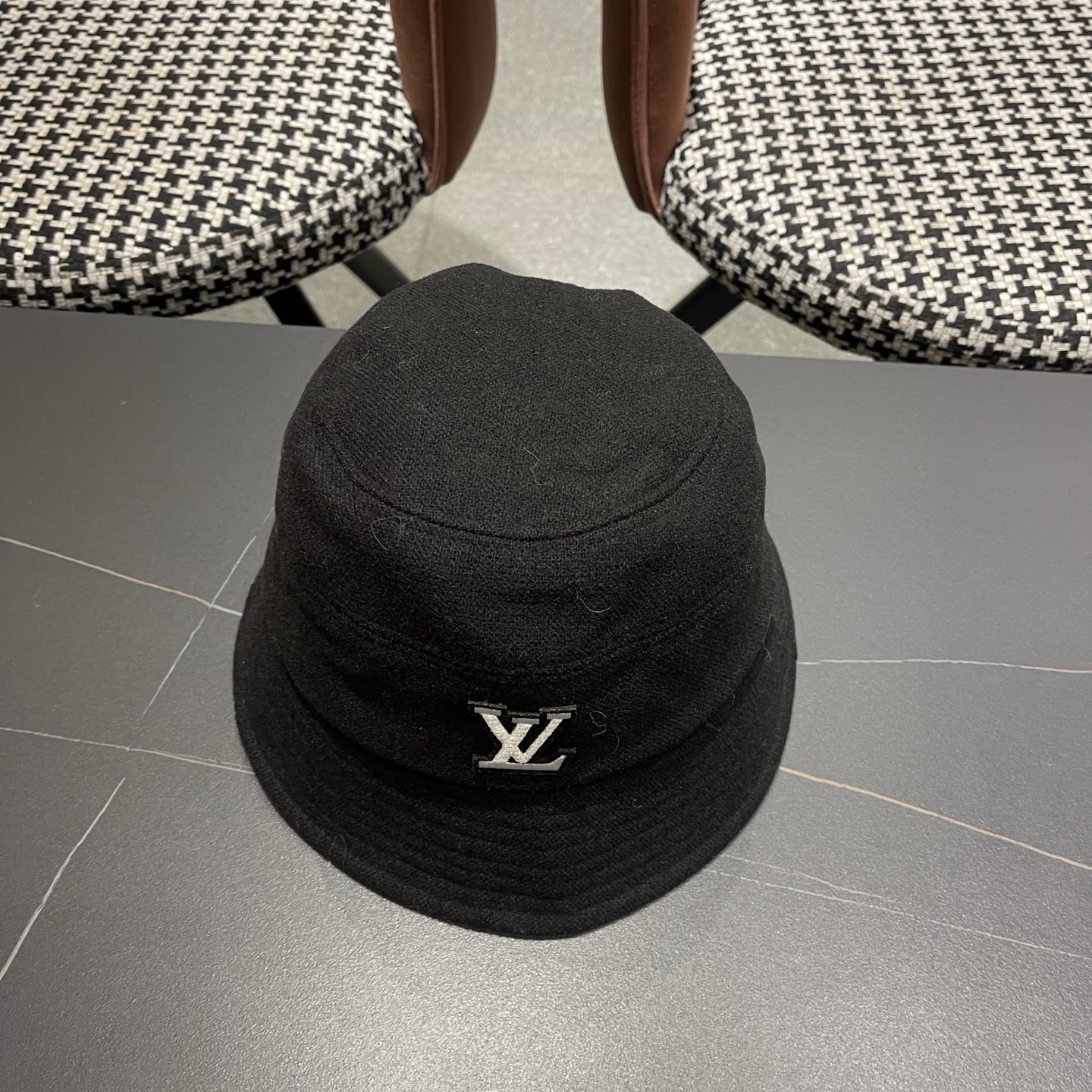 LV路易威登 早秋渔夫帽女防紫外线遮阳帽大头围太阳盆帽潮