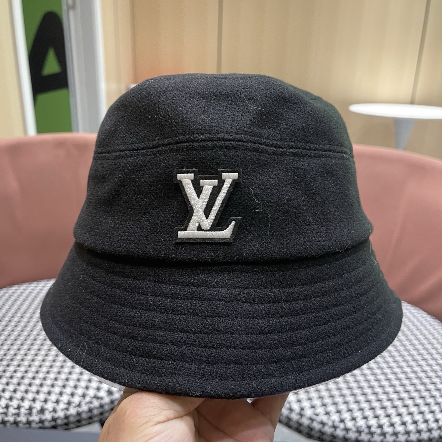 LV路易威登 早秋渔夫帽女防紫外线遮阳帽大头围太阳盆帽潮