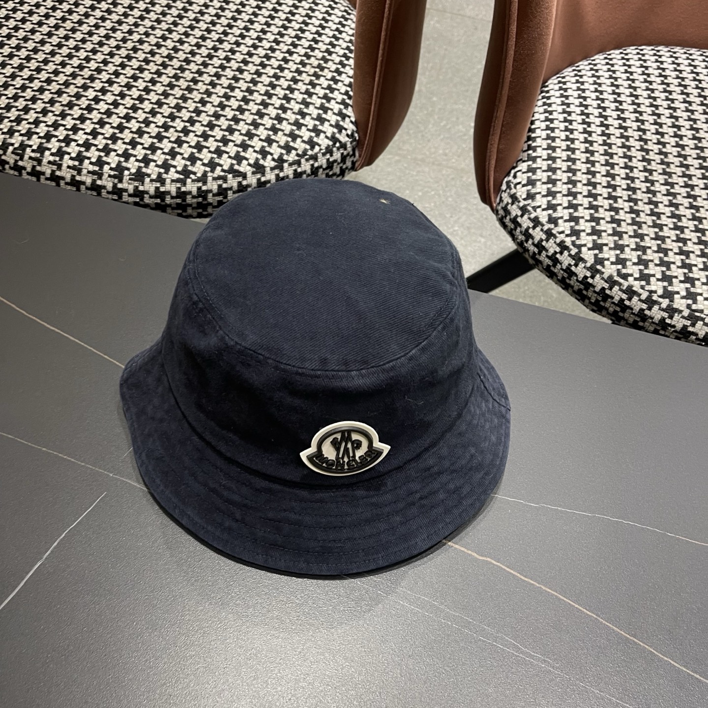 Moncler蒙口做旧复古洗水新款秋款渔夫帽，经典流行款，质量超赞，