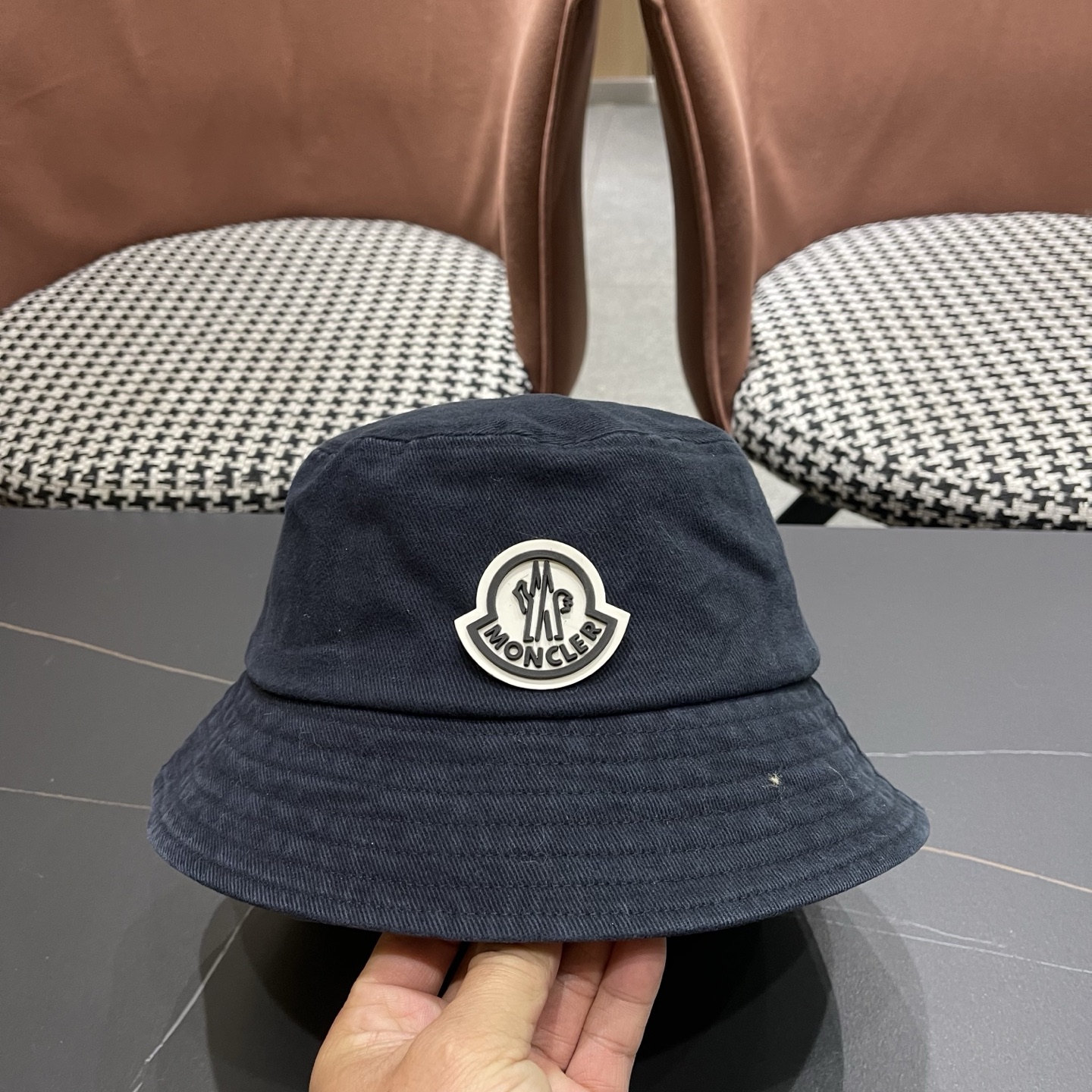 Moncler蒙口做旧复古洗水新款秋款渔夫帽，经典流行款，质量超赞，