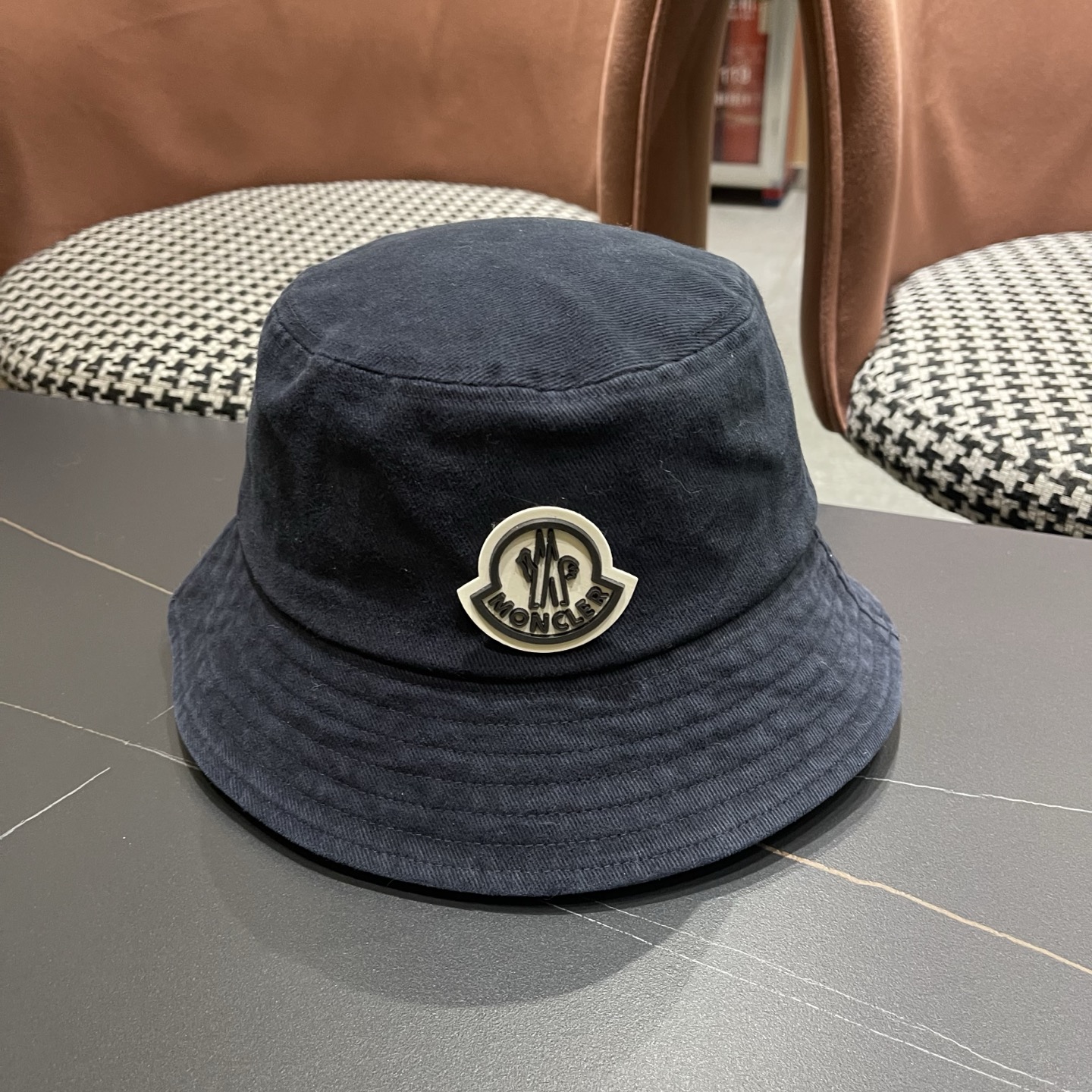 Moncler蒙口做旧复古洗水新款秋款渔夫帽，经典流行款，质量超赞，