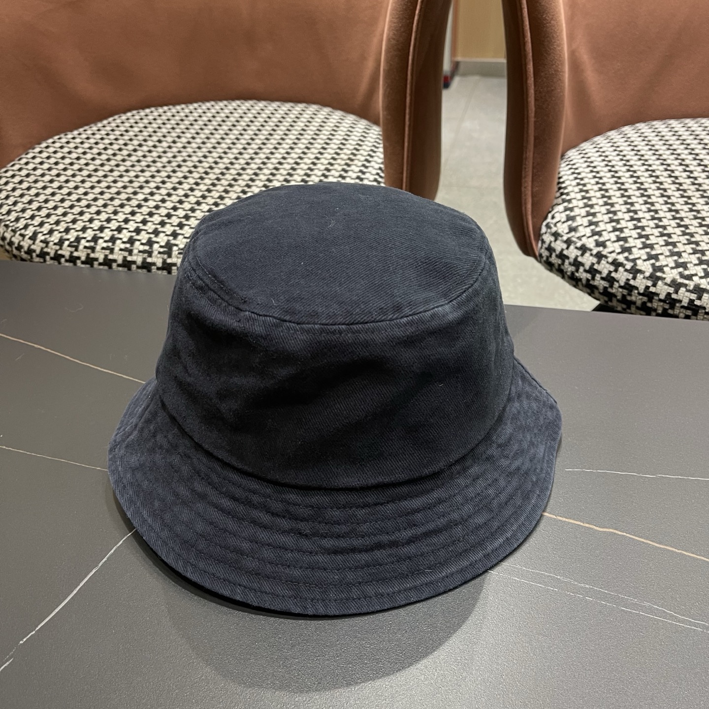 Moncler蒙口做旧复古洗水新款秋款渔夫帽，经典流行款，质量超赞，