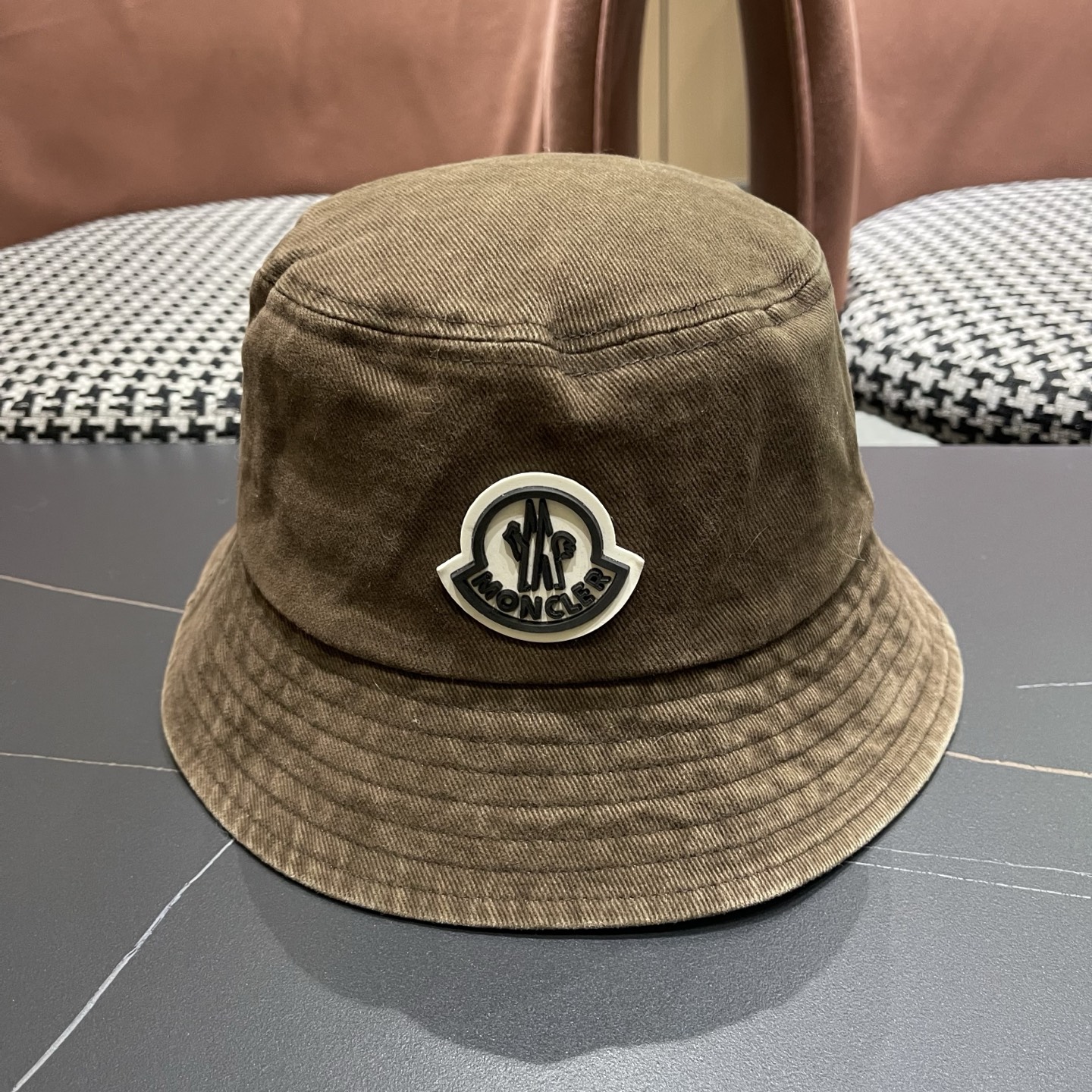 Moncler蒙口做旧复古洗水新款秋款渔夫帽，经典流行款，质量超赞，