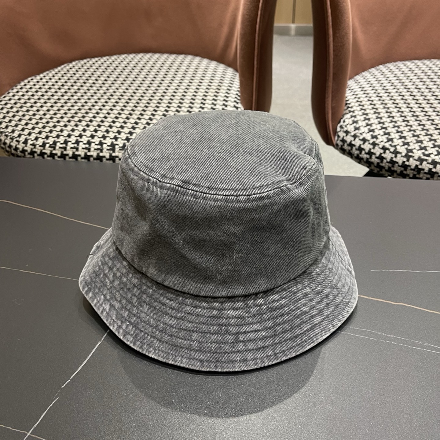 Moncler蒙口做旧复古洗水新款秋款渔夫帽，经典流行款，质量超赞，