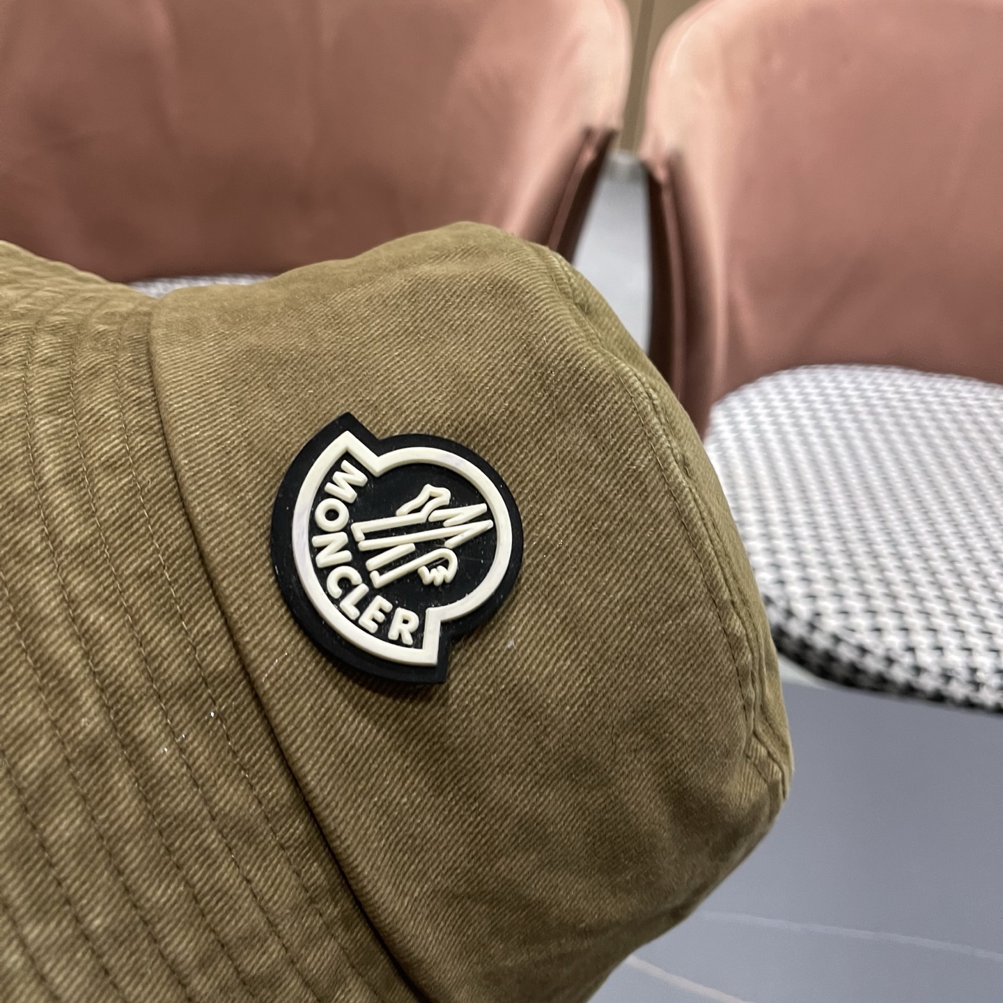 Moncler蒙口做旧复古洗水新款秋款渔夫帽，经典流行款，质量超赞，