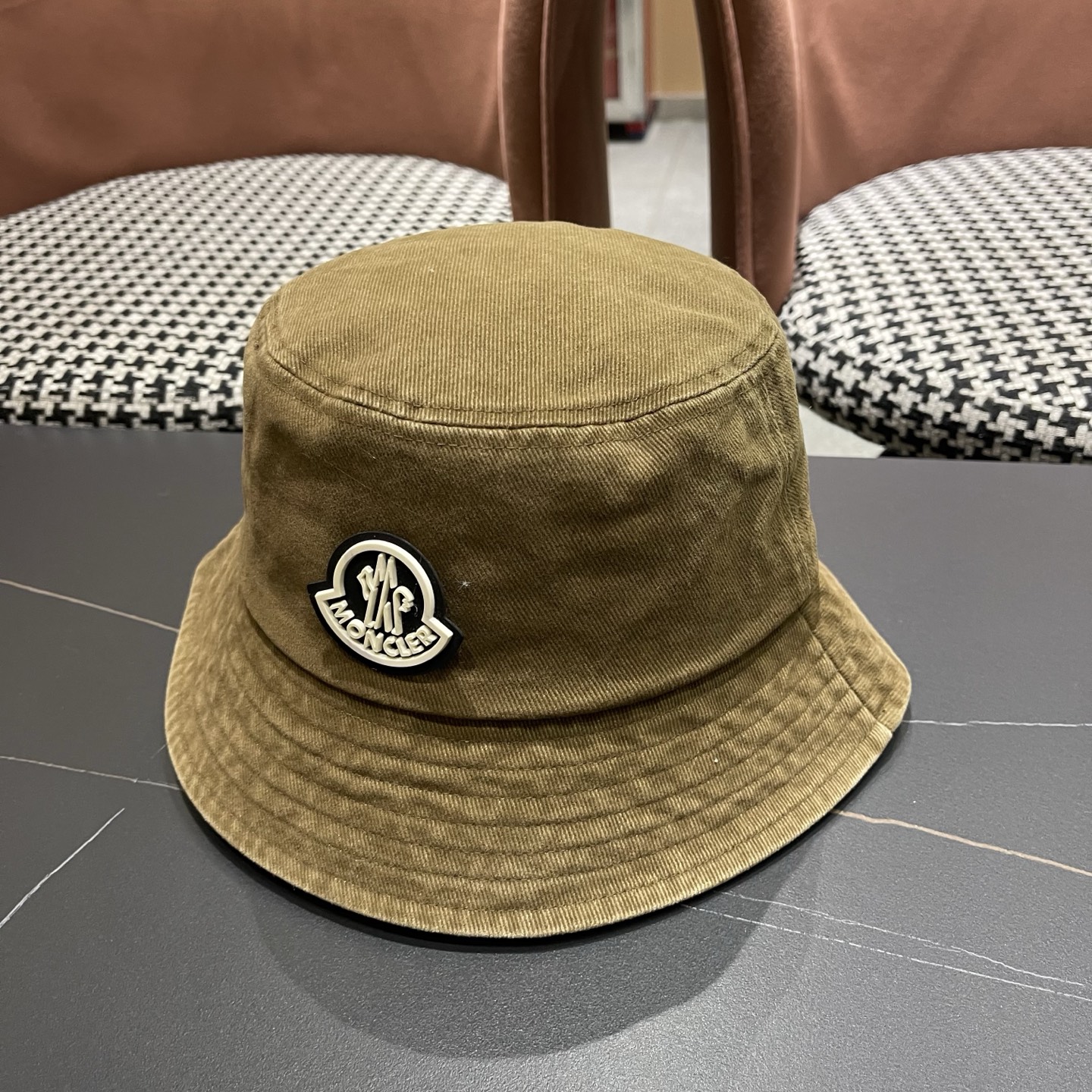 Moncler蒙口做旧复古洗水新款秋款渔夫帽，经典流行款，质量超赞，