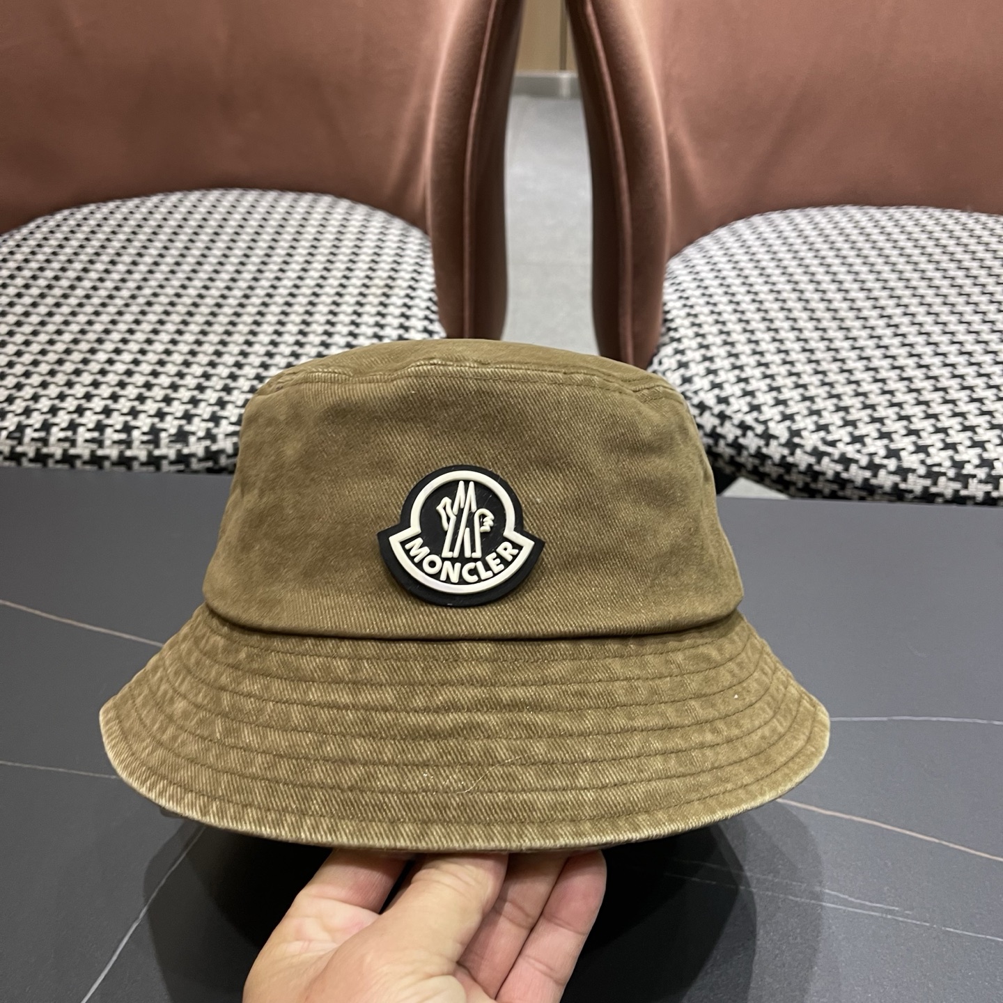 Moncler蒙口做旧复古洗水新款秋款渔夫帽，经典流行款，质量超赞，