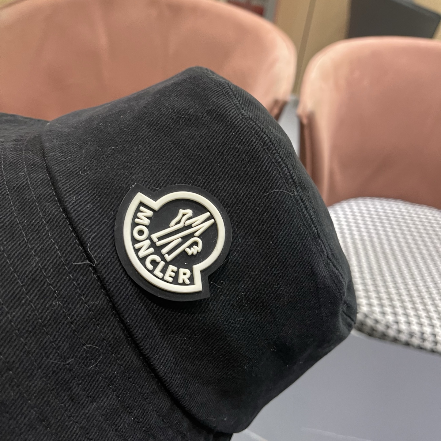 Moncler蒙口做旧复古洗水新款秋款渔夫帽，经典流行款，质量超赞，