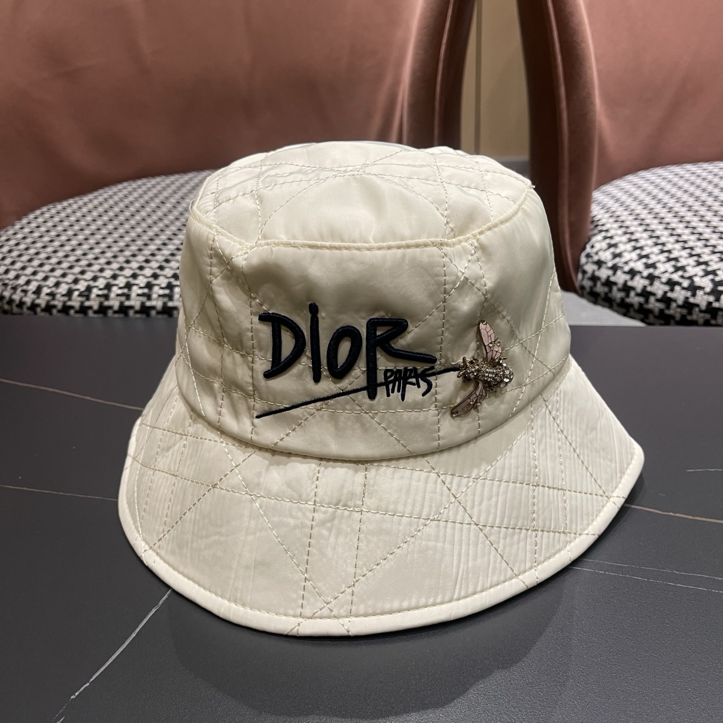 原单品质【迪奥DIOR】官网同步上线 韩版新款英式运动款重工定制款1:1原单品质 男女通用渔夫原版质量专