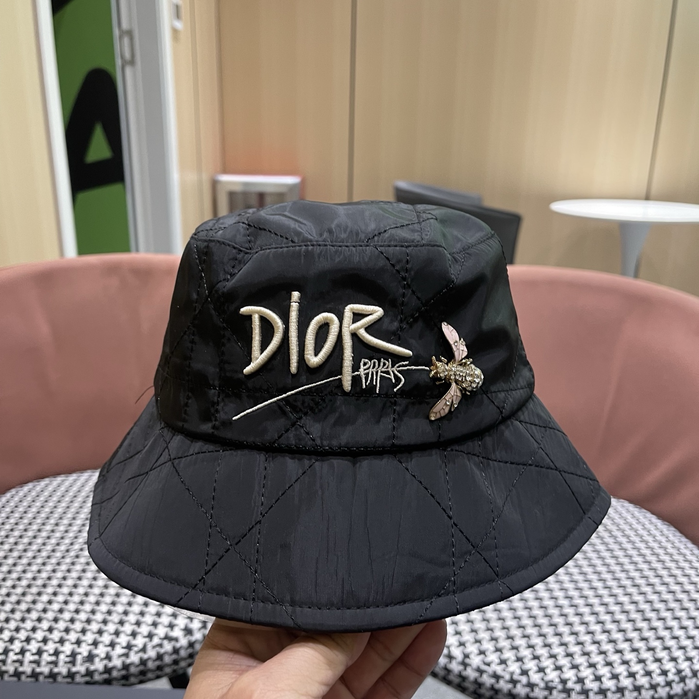原单品质【迪奥DIOR】官网同步上线 韩版新款英式运动款重工定制款1:1原单品质 男女通用渔夫原版质量专